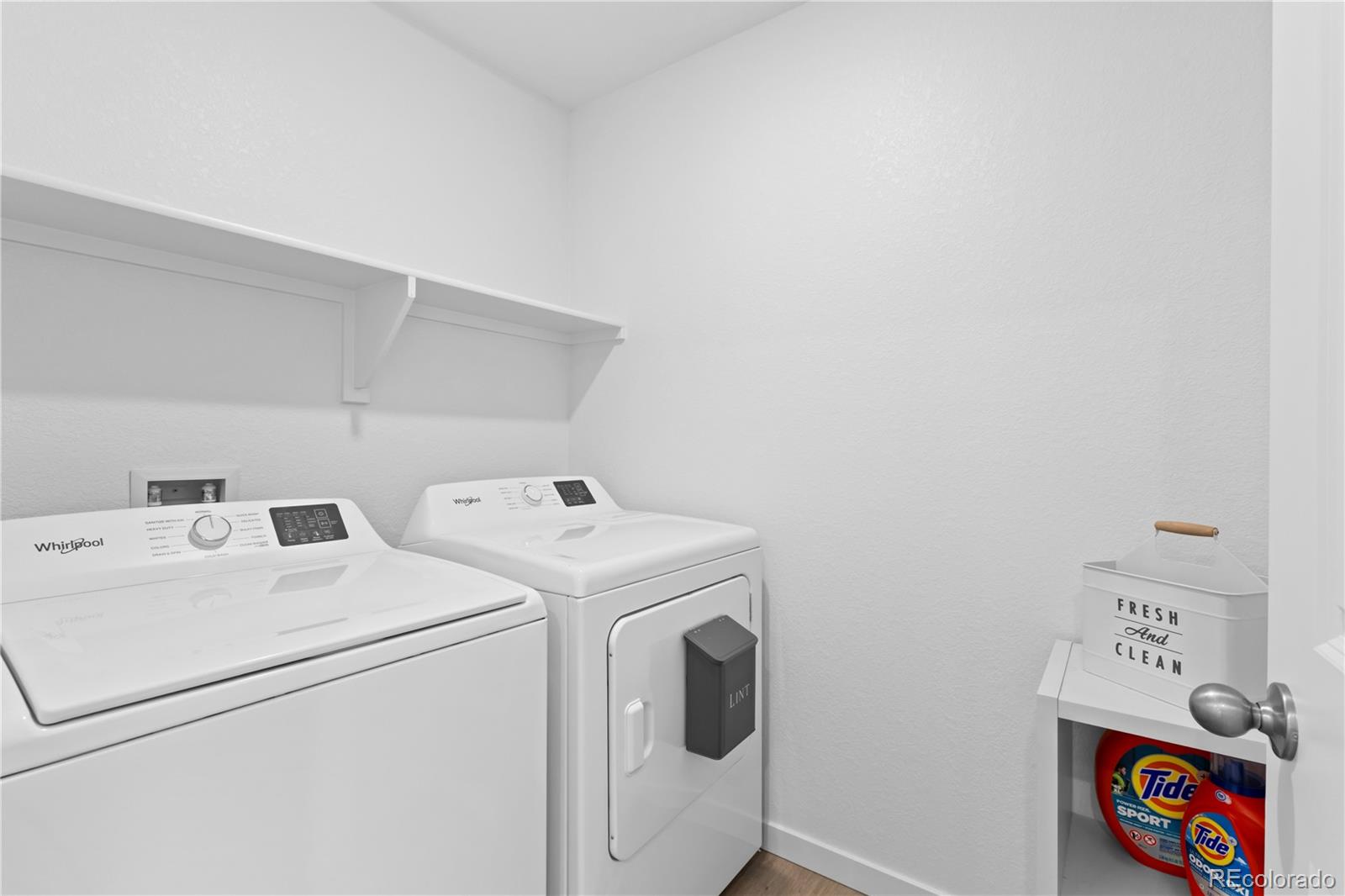 MLS Image #25 for 840 n clubview street,watkins, Colorado