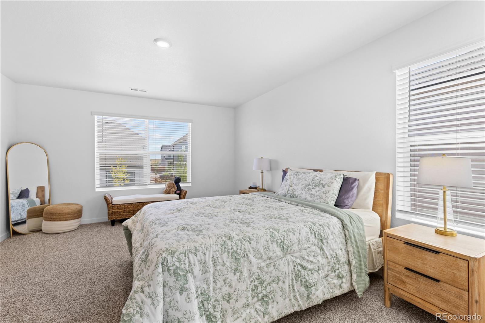 MLS Image #26 for 840 n clubview street,watkins, Colorado