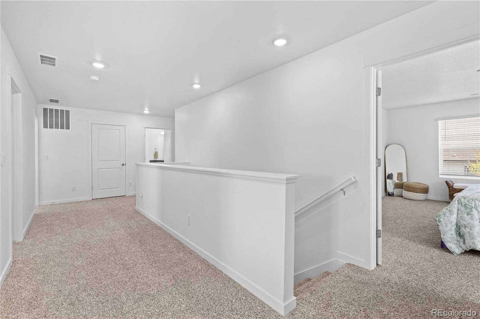 MLS Image #30 for 840 n clubview street,watkins, Colorado