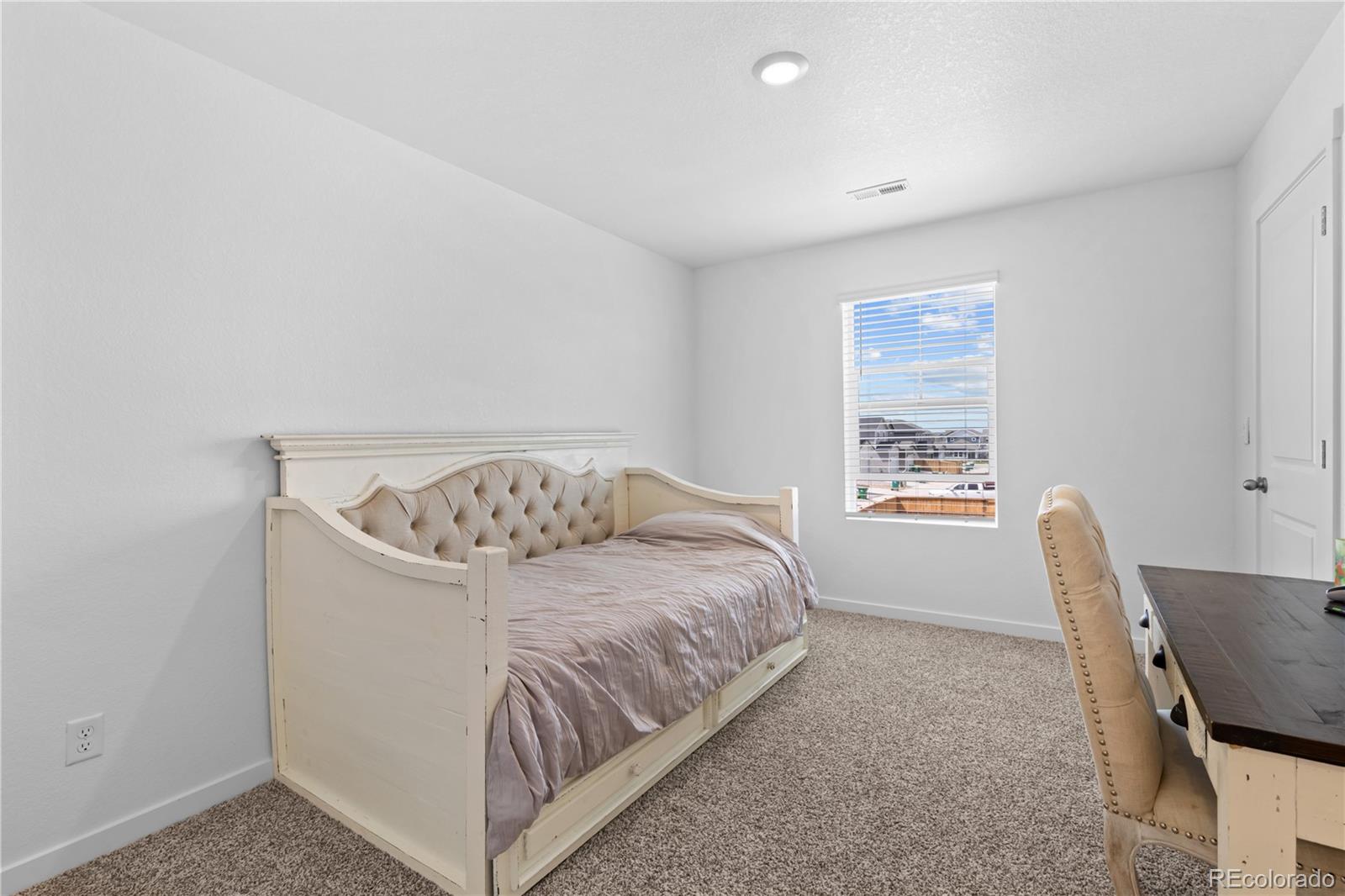 MLS Image #31 for 840 n clubview street,watkins, Colorado