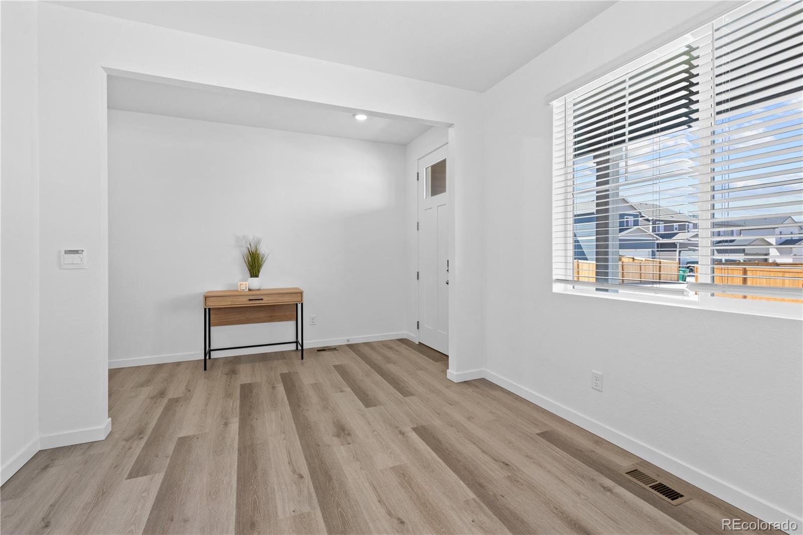 MLS Image #6 for 840 n clubview street,watkins, Colorado