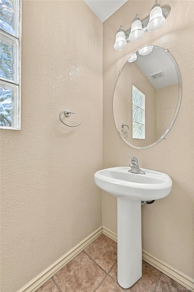 MLS Image #24 for 1371  laurenwood way,highlands ranch, Colorado