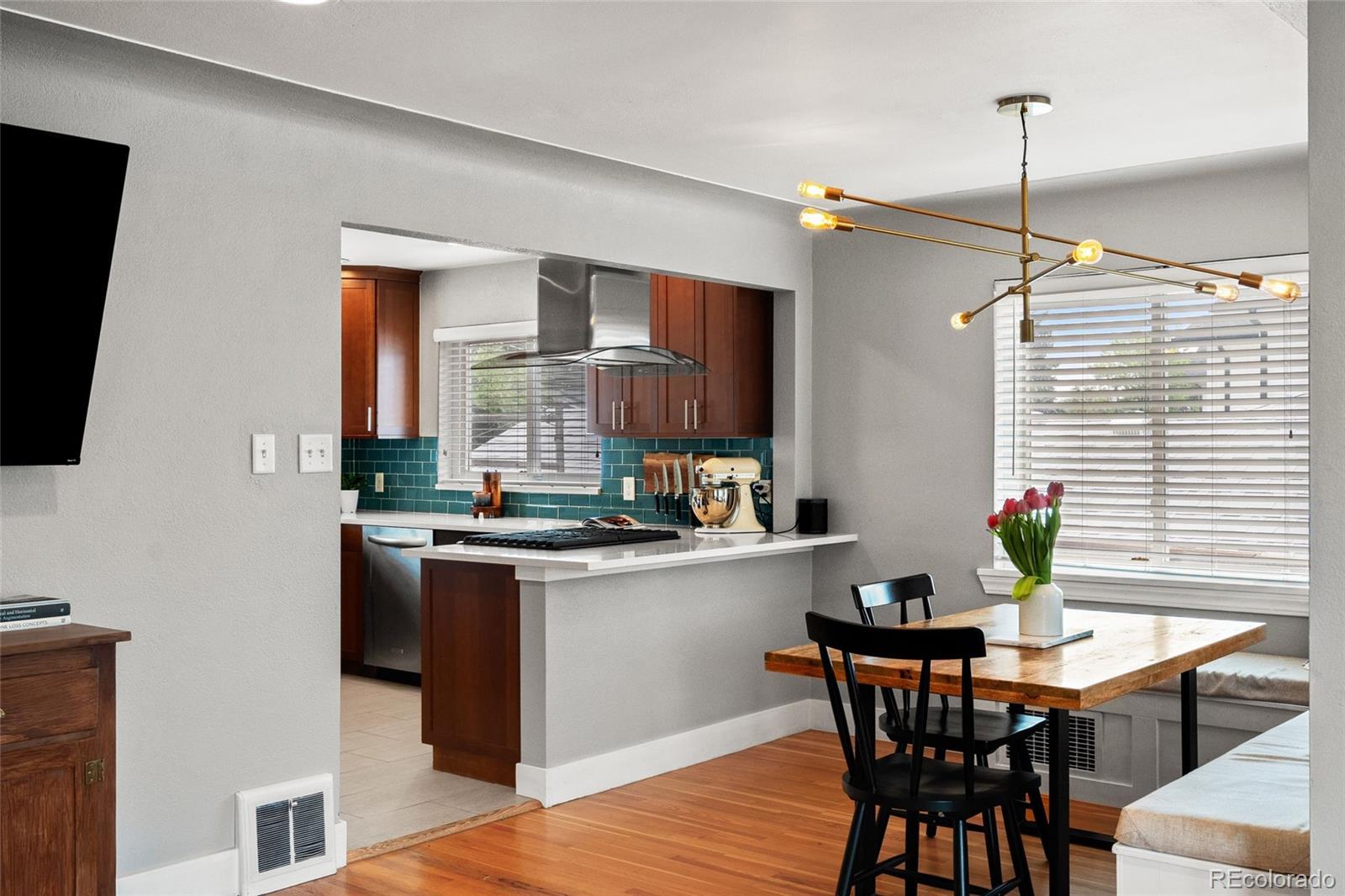 MLS Image #13 for 1630 s saint paul street,denver, Colorado