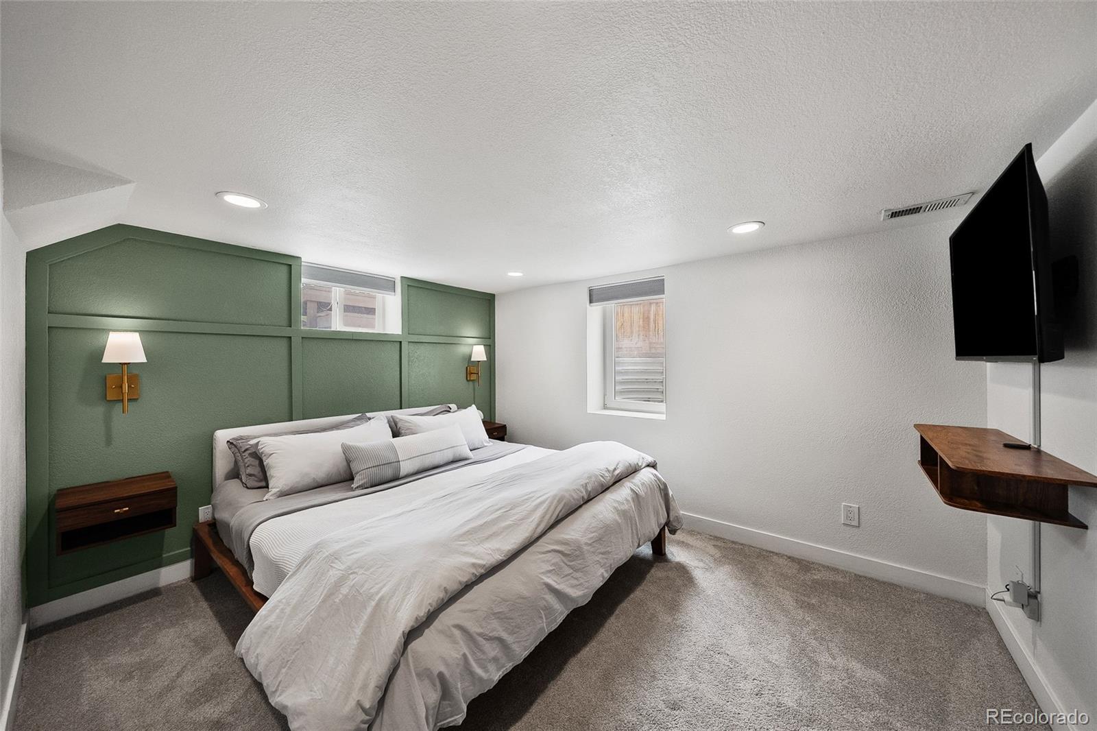 MLS Image #29 for 1630 s saint paul street,denver, Colorado