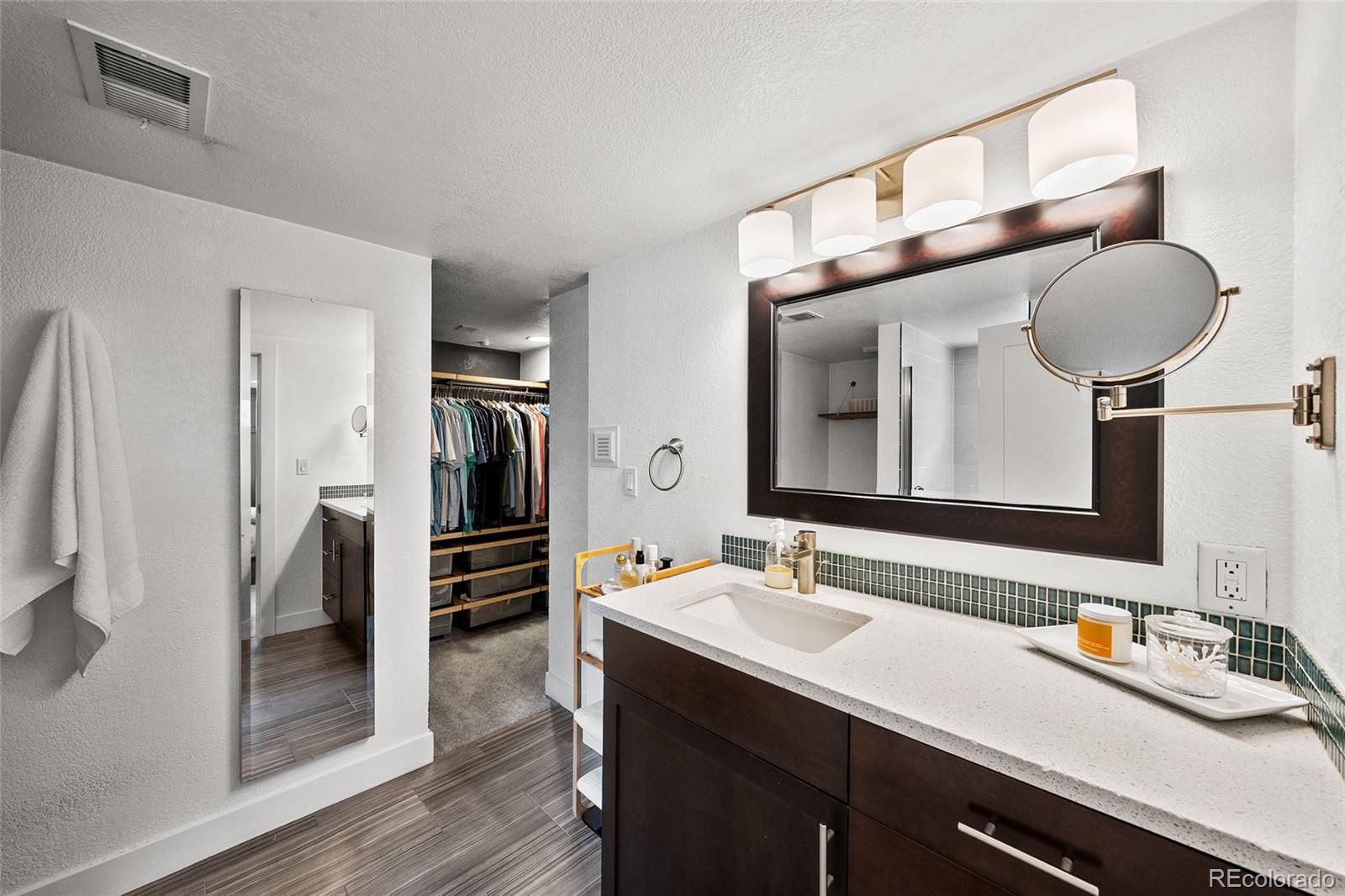 MLS Image #31 for 1630 s saint paul street,denver, Colorado