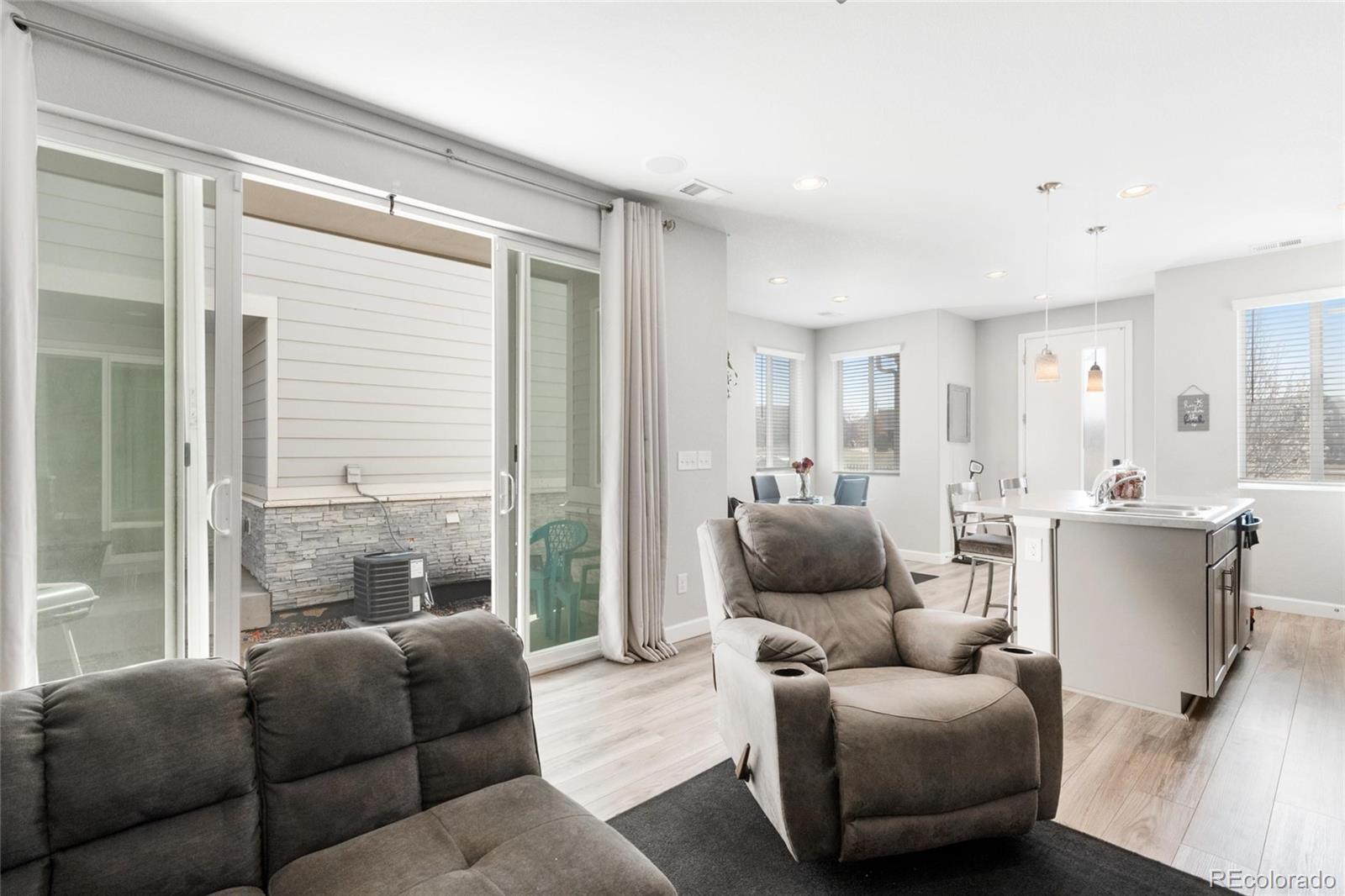 MLS Image #4 for 23576 e 5th place ,aurora, Colorado