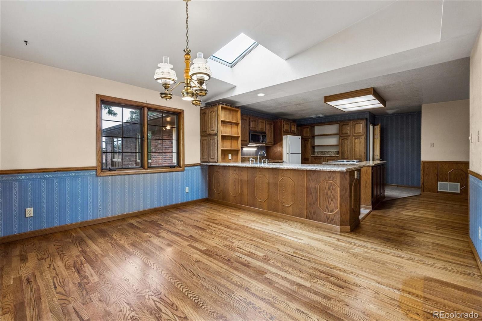 MLS Image #13 for 1610 s arbutus place,denver, Colorado