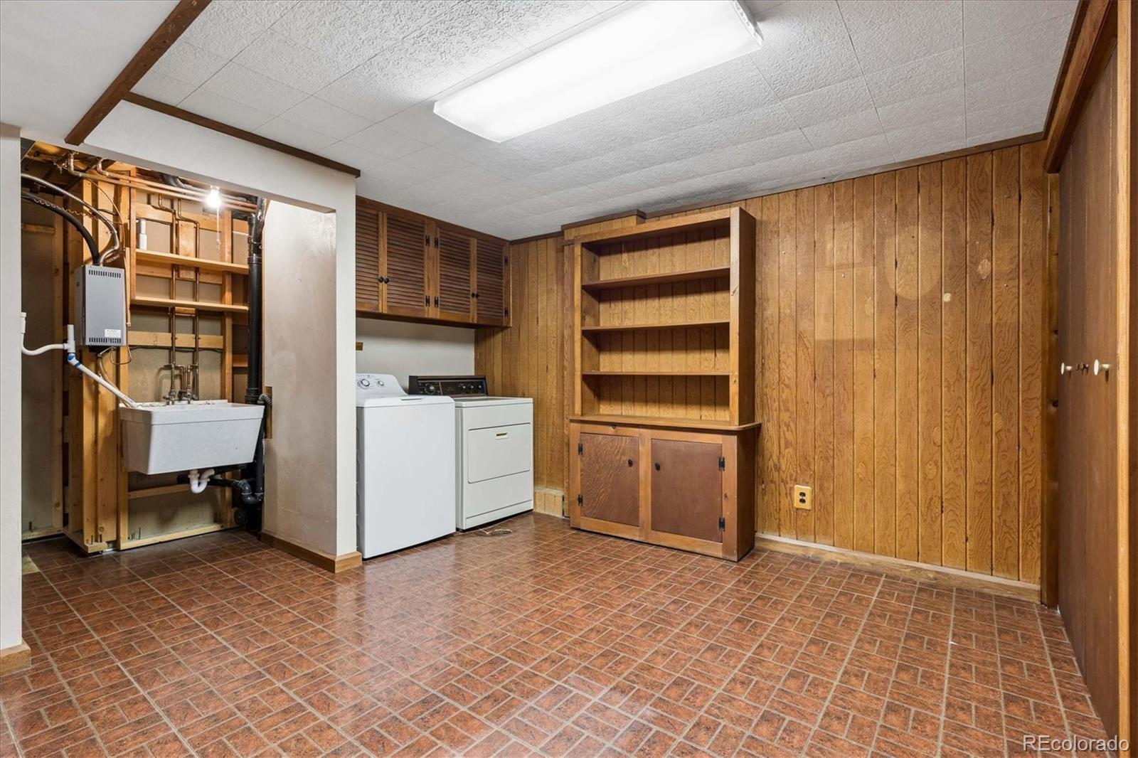 MLS Image #37 for 1610 s arbutus place,denver, Colorado