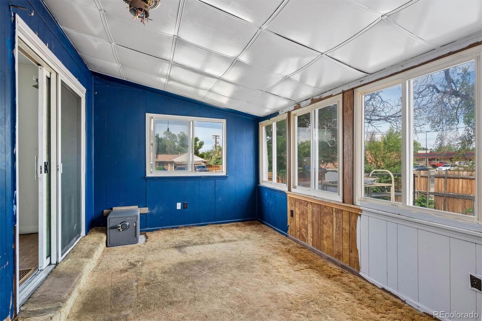 MLS Image #11 for 1996  lima street,aurora, Colorado