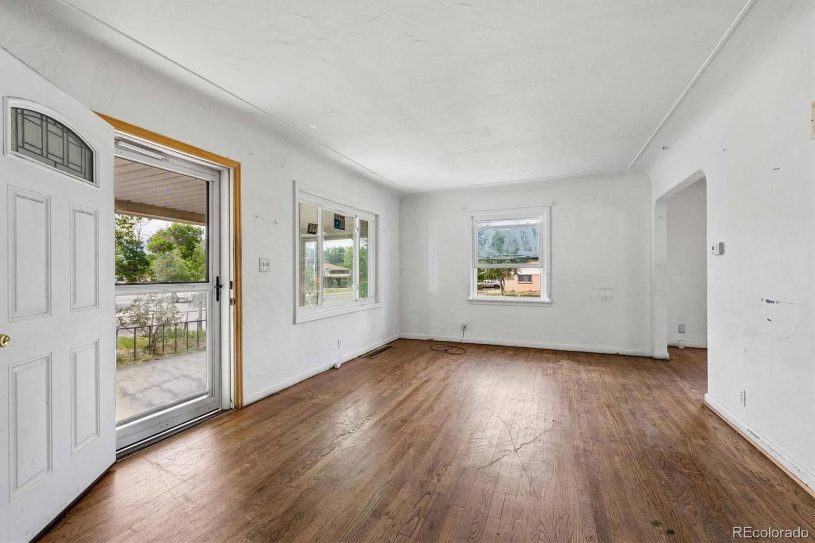 MLS Image #4 for 1996  lima street,aurora, Colorado