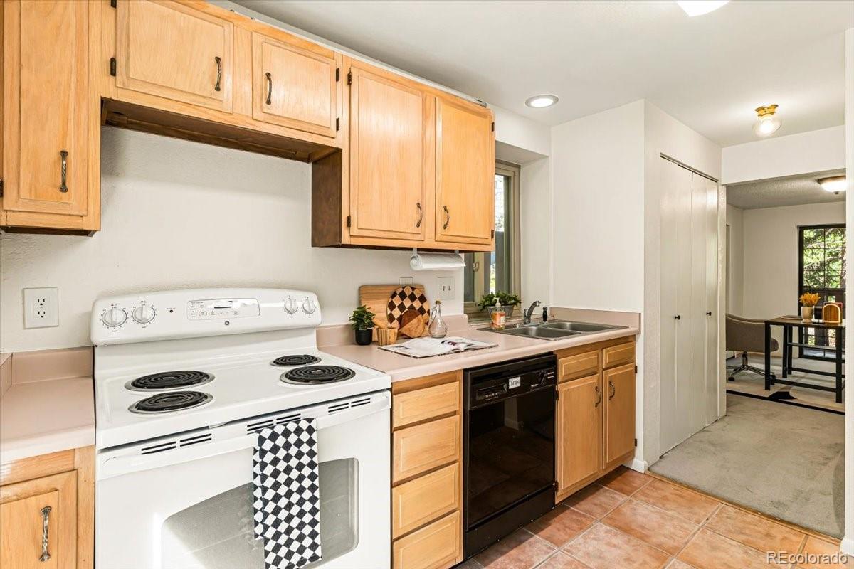 MLS Image #9 for 717  20th street ,golden, Colorado