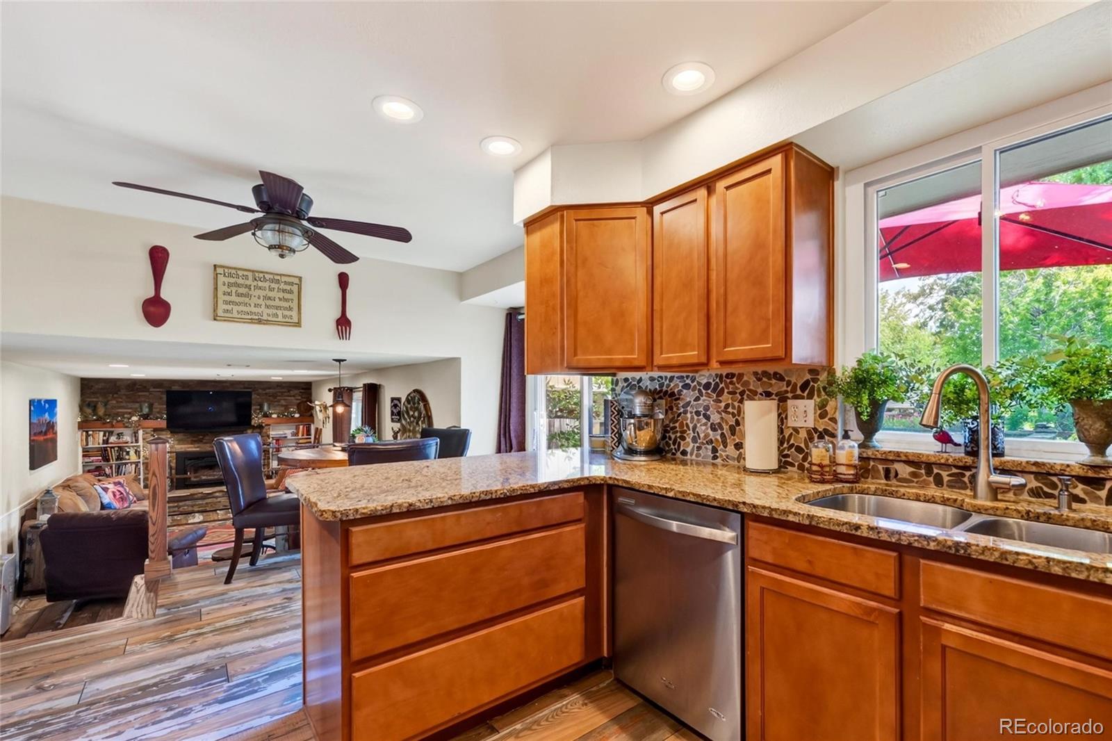 MLS Image #6 for 10126 w iowa avenue,lakewood, Colorado