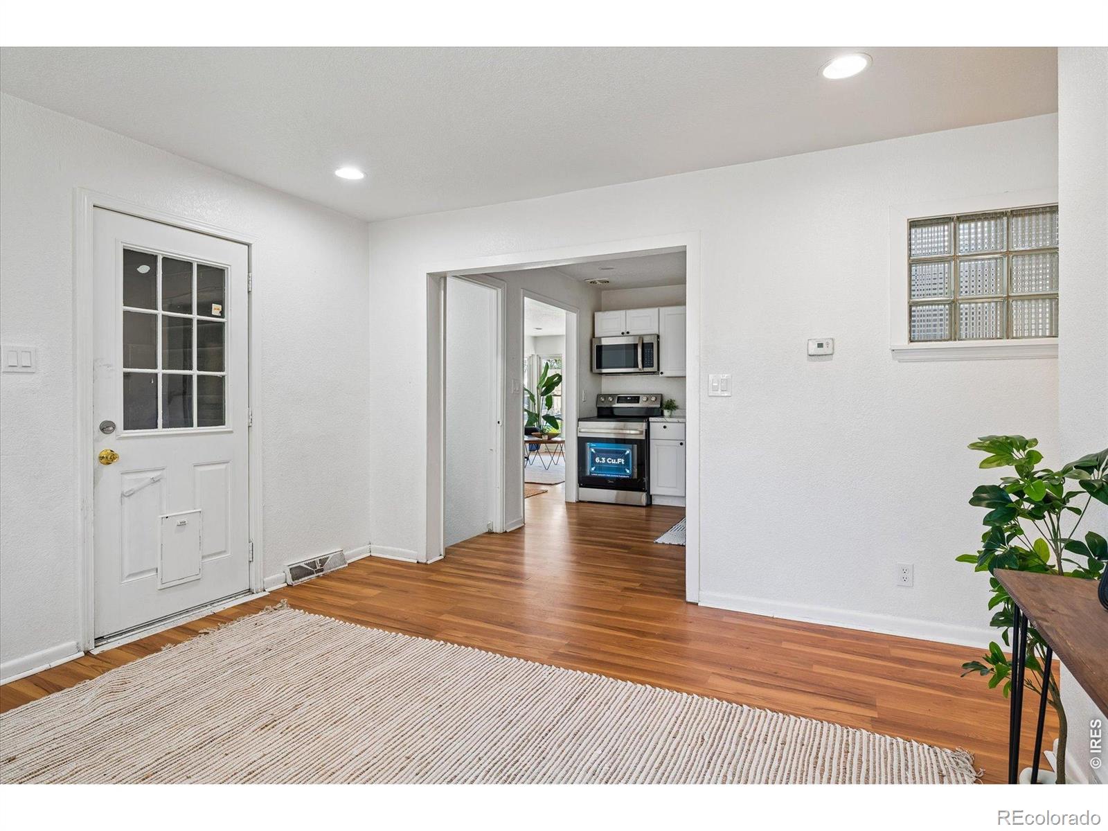 MLS Image #12 for 1325  lima street,aurora, Colorado