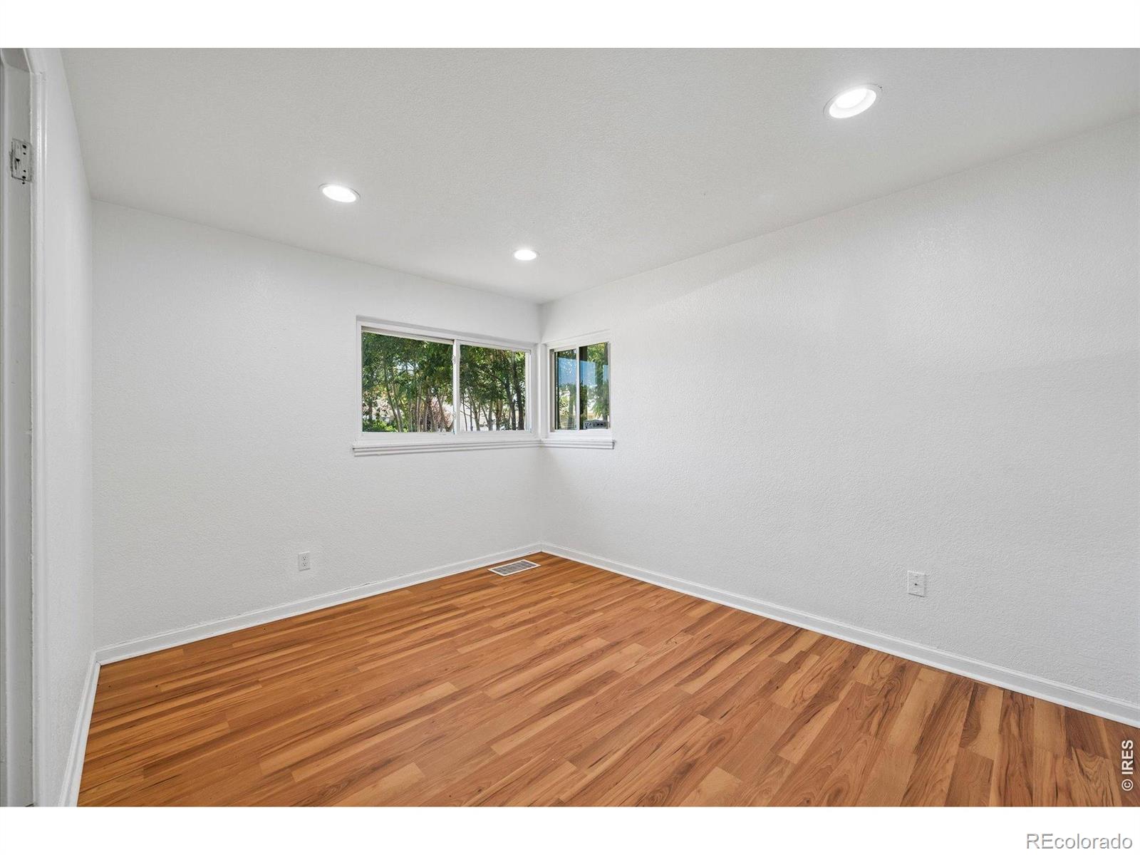 MLS Image #26 for 1325  lima street,aurora, Colorado