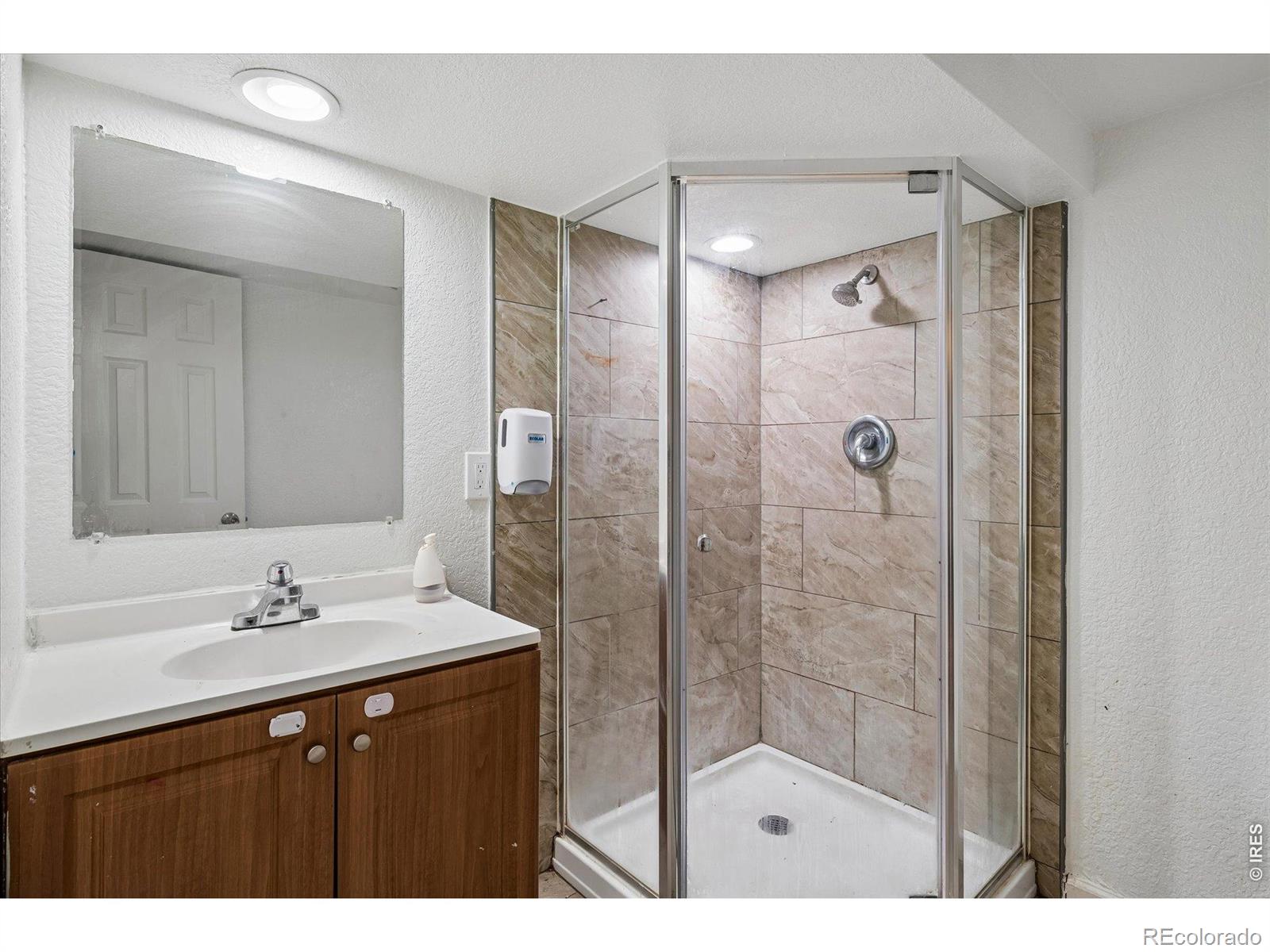 MLS Image #37 for 1325  lima street,aurora, Colorado