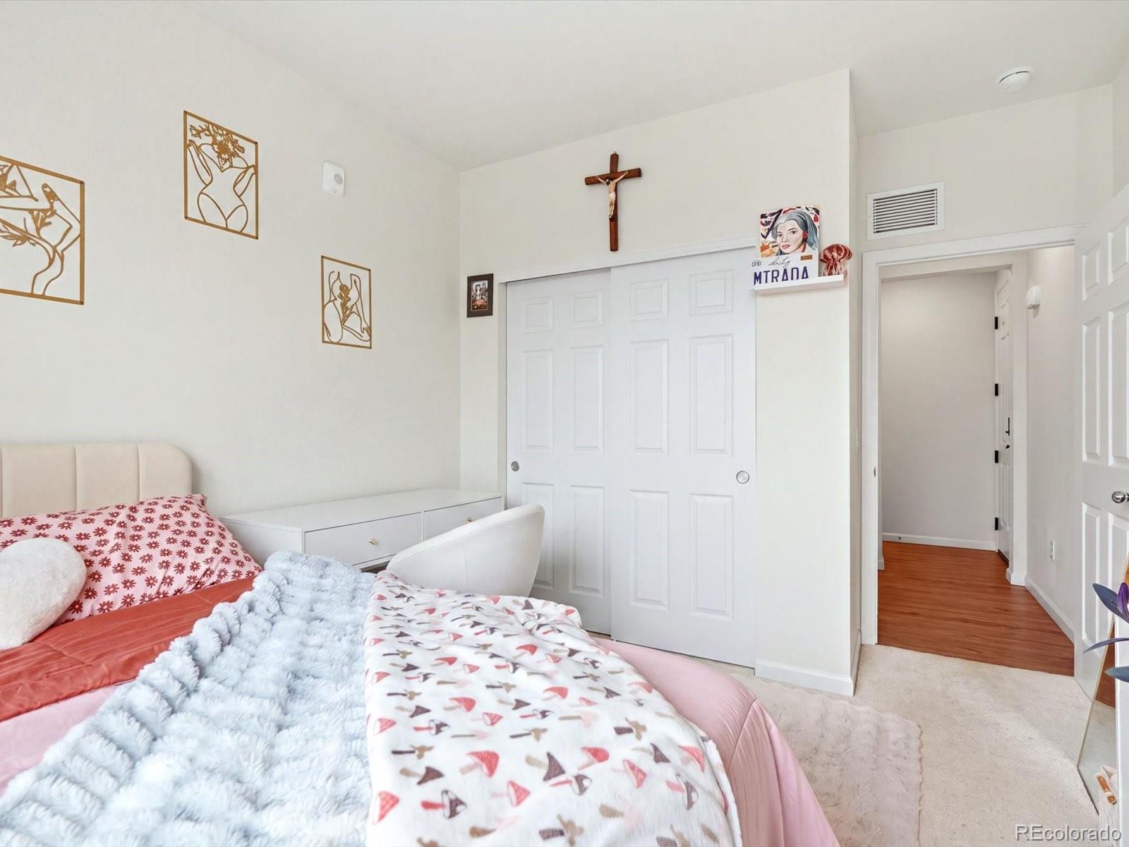 MLS Image #17 for 6153 n ceylon street,denver, Colorado
