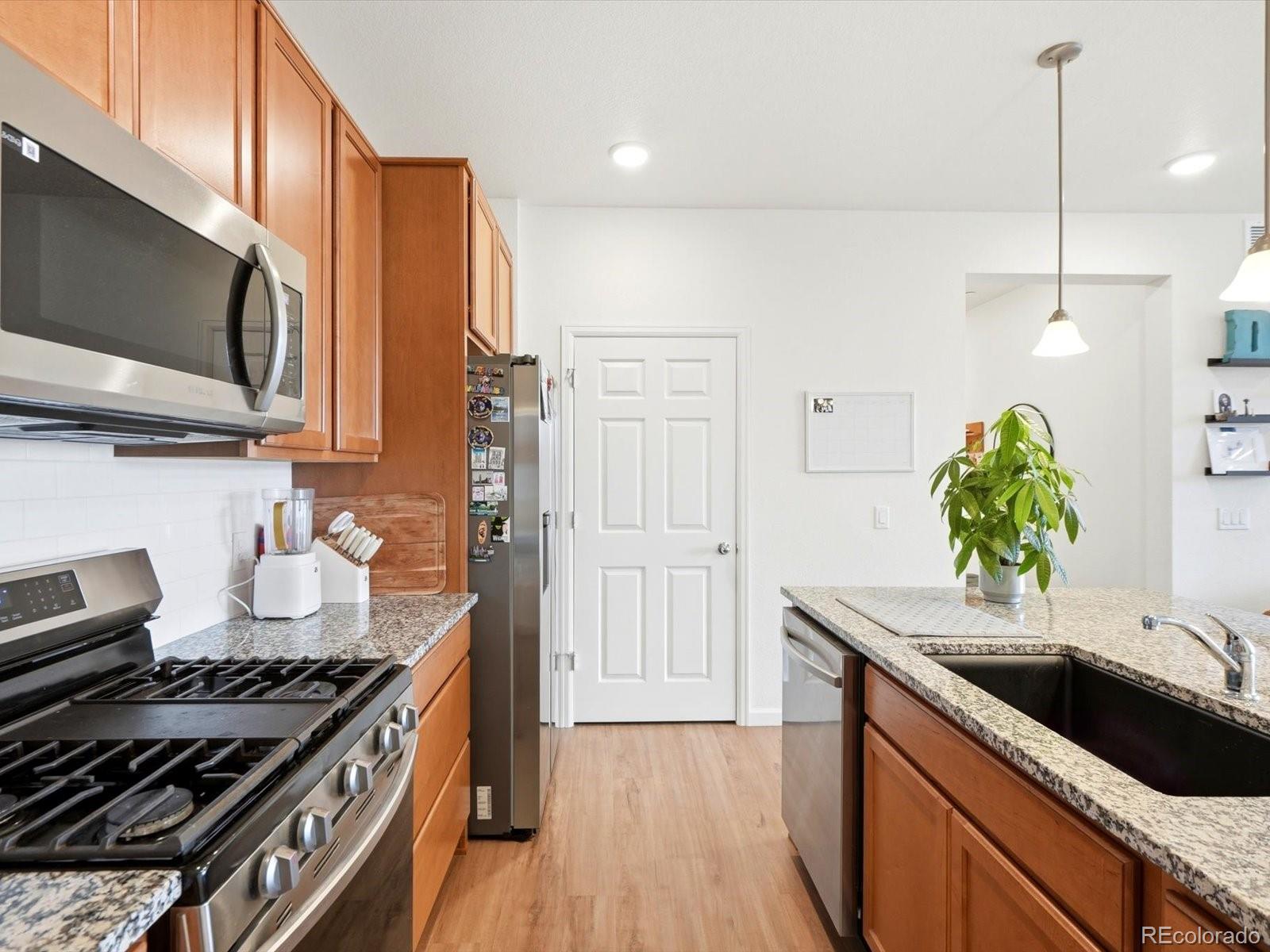 MLS Image #8 for 6153 n ceylon street,denver, Colorado