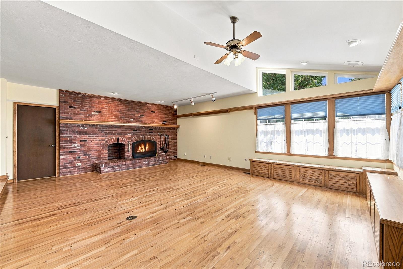 MLS Image #19 for 1460 s macon street,aurora, Colorado