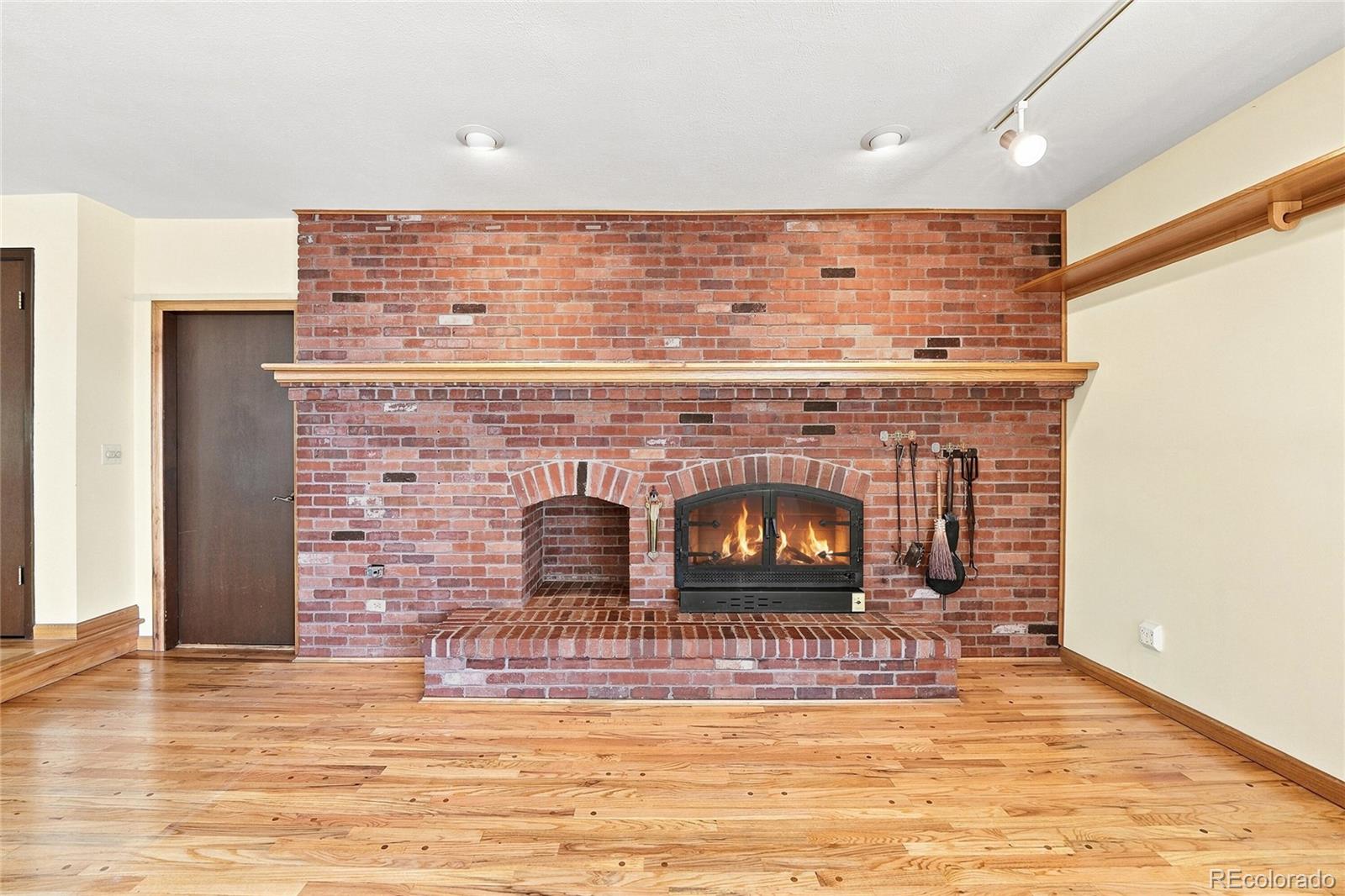 MLS Image #20 for 1460 s macon street,aurora, Colorado