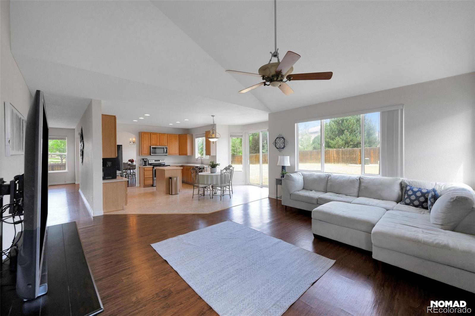 MLS Image #11 for 12503  locust way,thornton, Colorado