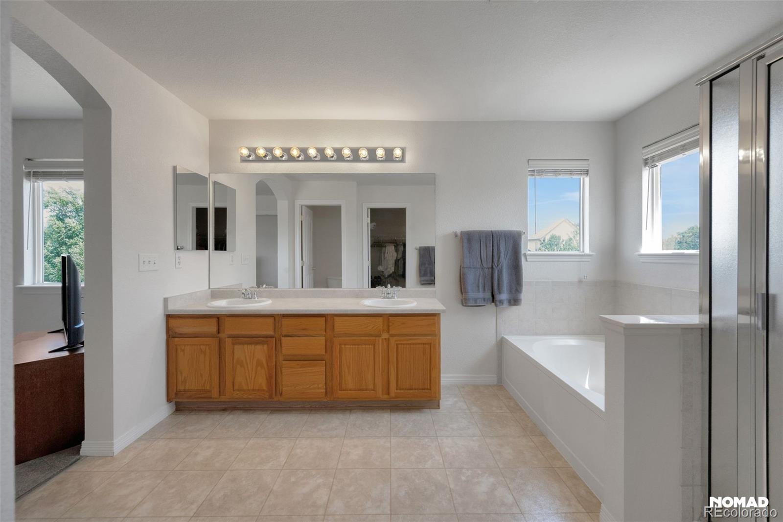 MLS Image #22 for 12503  locust way,thornton, Colorado