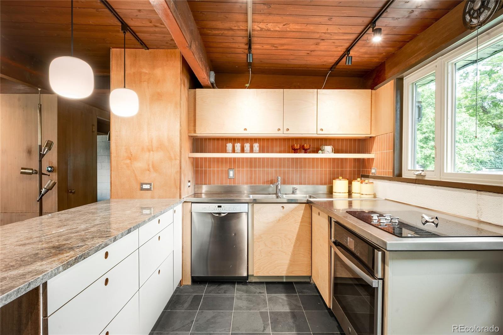 MLS Image #12 for 1431 e dartmouth avenue,englewood, Colorado