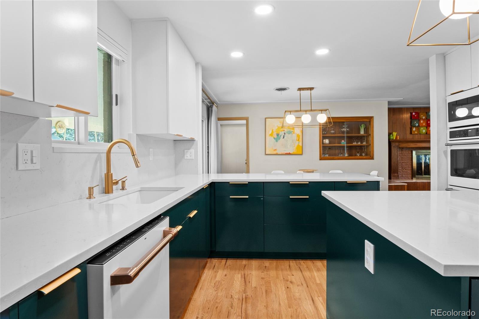 MLS Image #11 for 3120 s university boulevard,denver, Colorado
