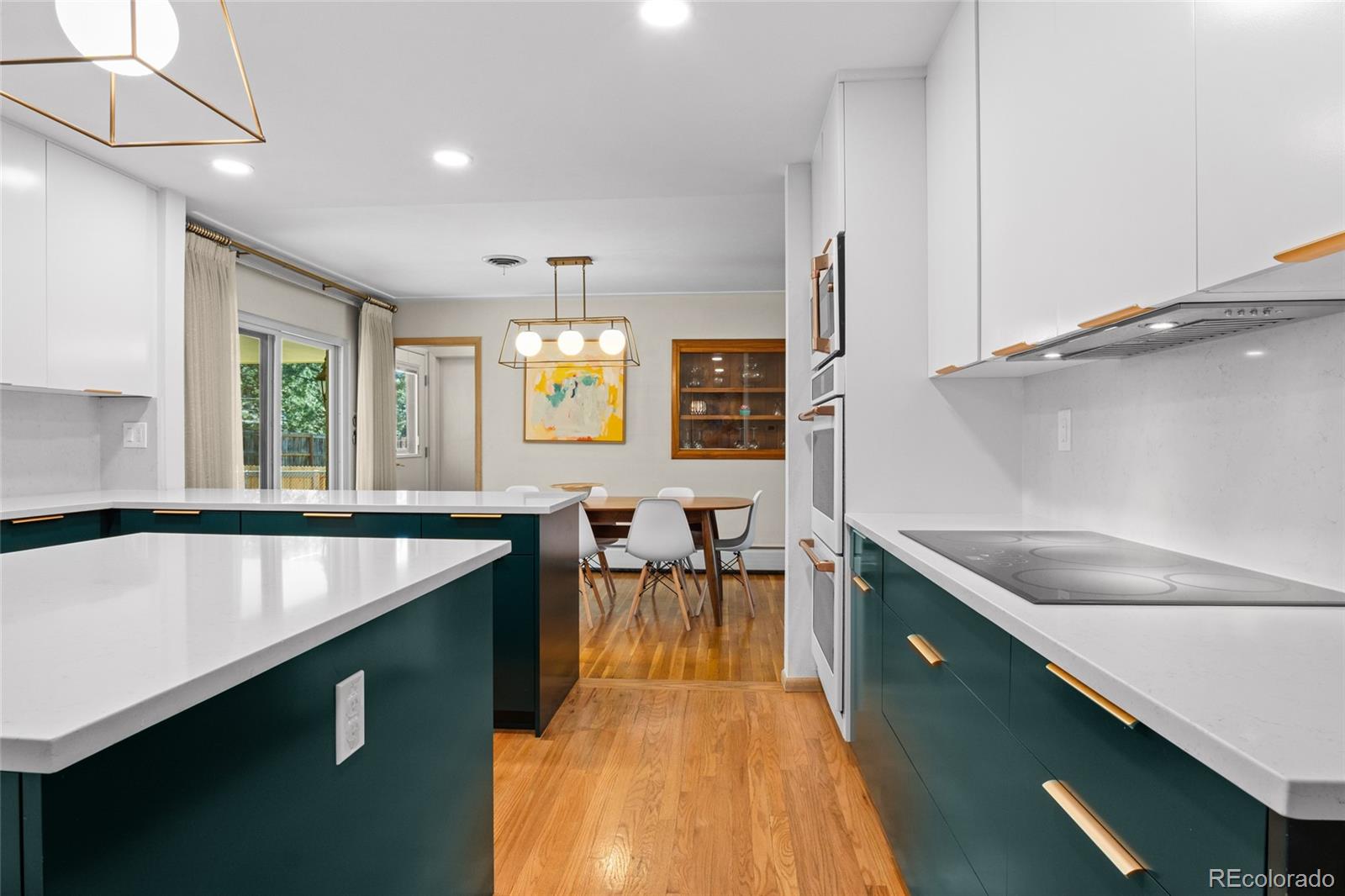 MLS Image #12 for 3120 s university boulevard,denver, Colorado
