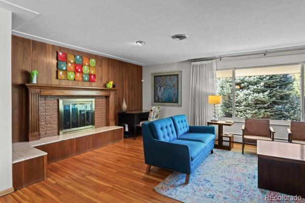 MLS Image #2 for 3120 s university boulevard,denver, Colorado