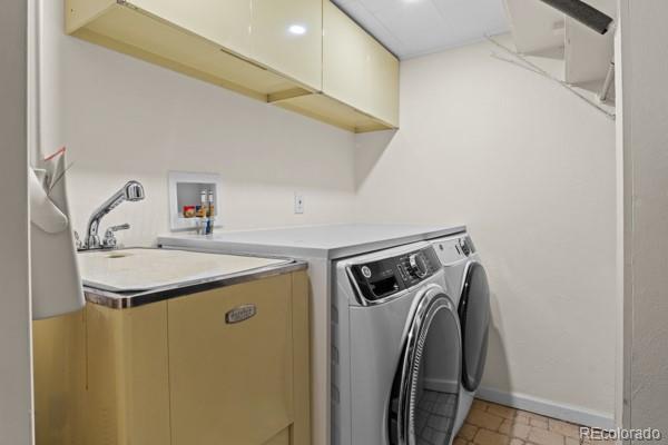 MLS Image #39 for 3120 s university boulevard,denver, Colorado