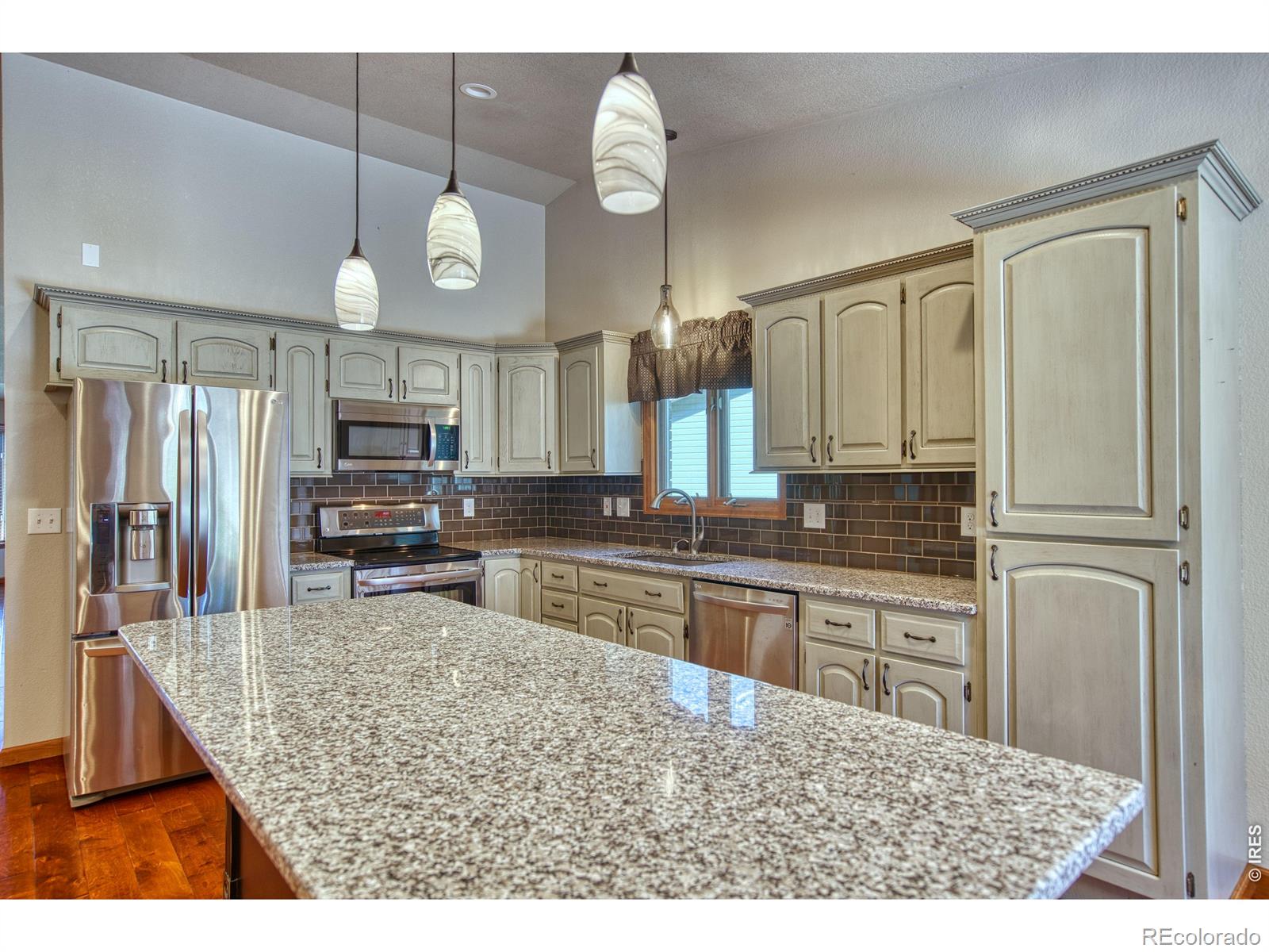 MLS Image #11 for 1115  chester court,johnstown, Colorado