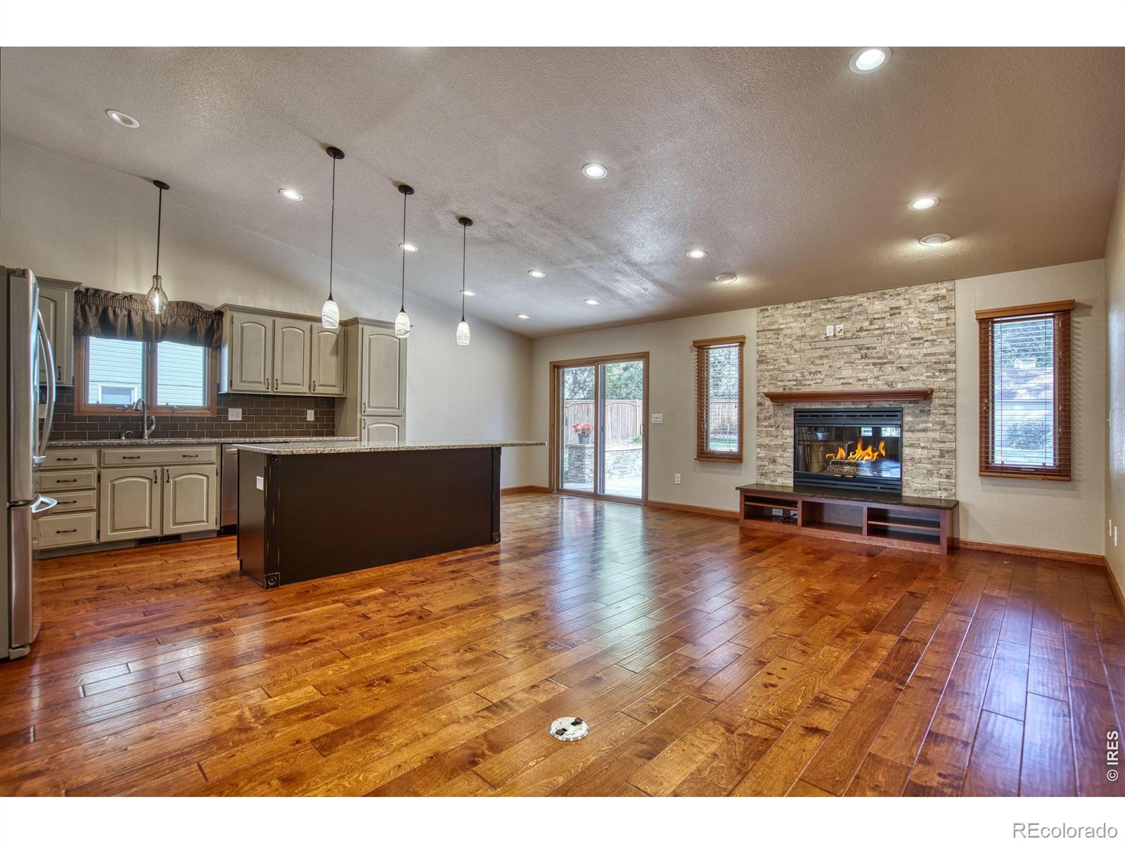 MLS Image #12 for 1115  chester court,johnstown, Colorado