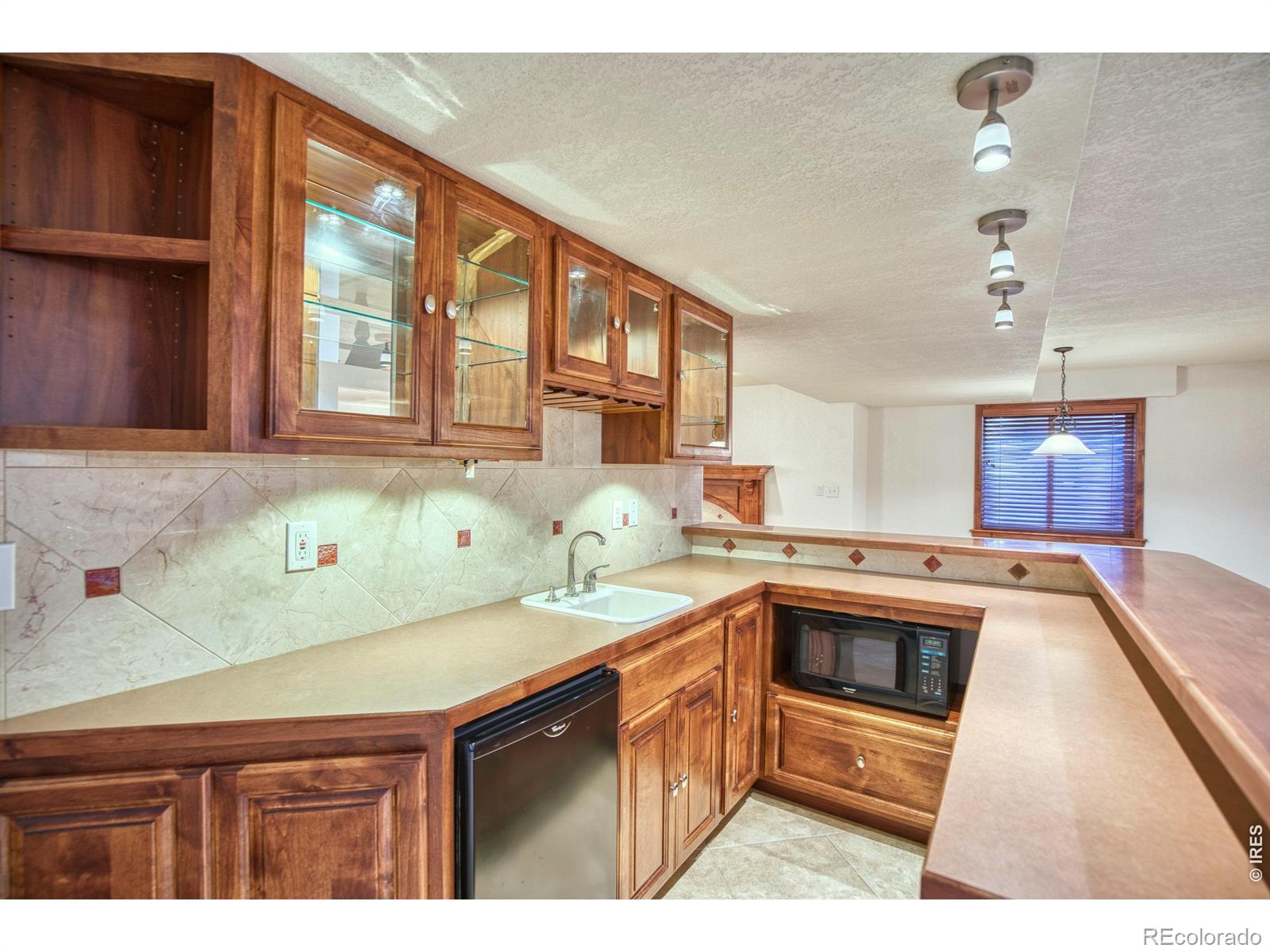 MLS Image #38 for 1115  chester court,johnstown, Colorado
