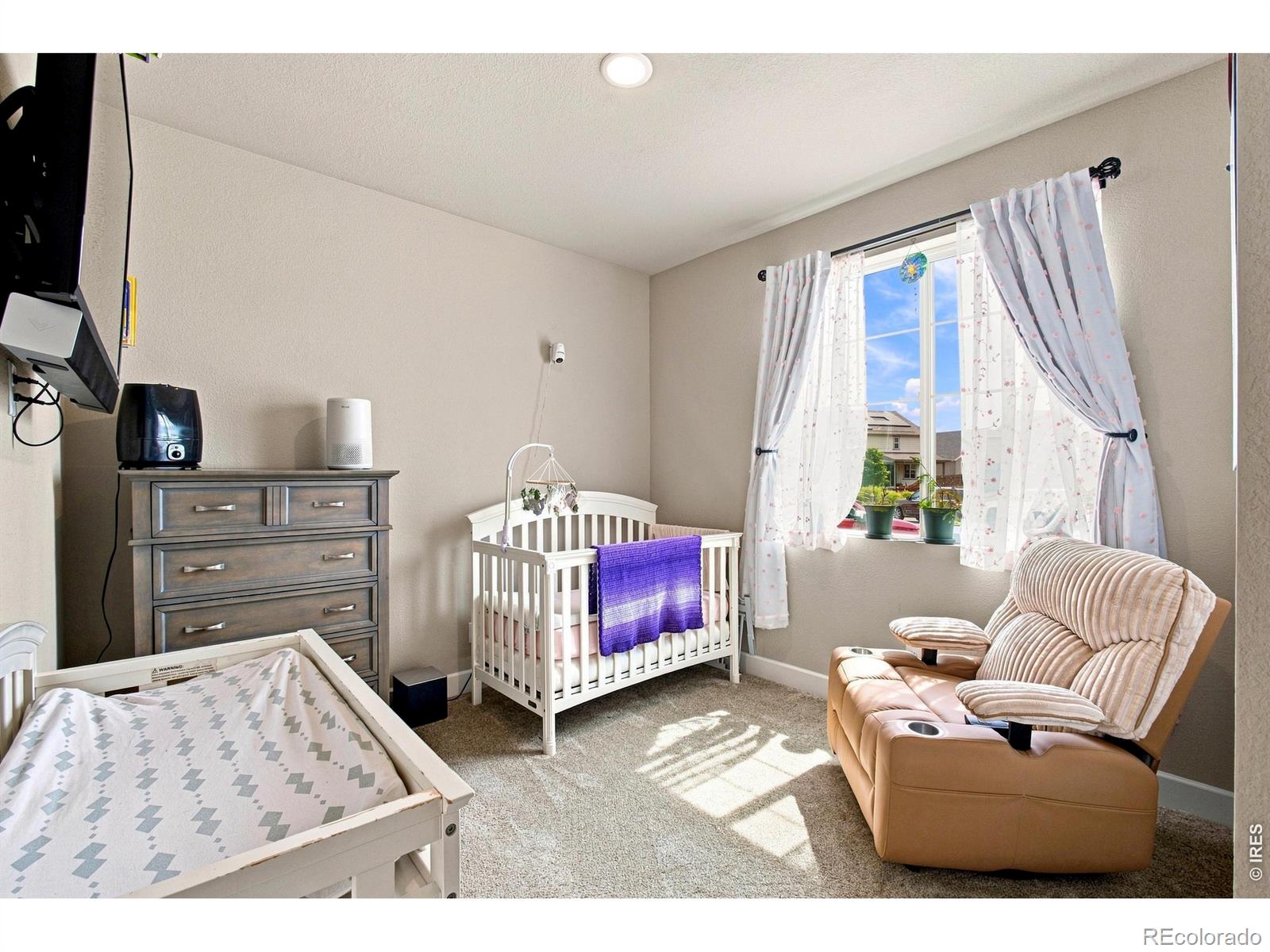 MLS Image #3 for 3247  chilton drive,mead, Colorado