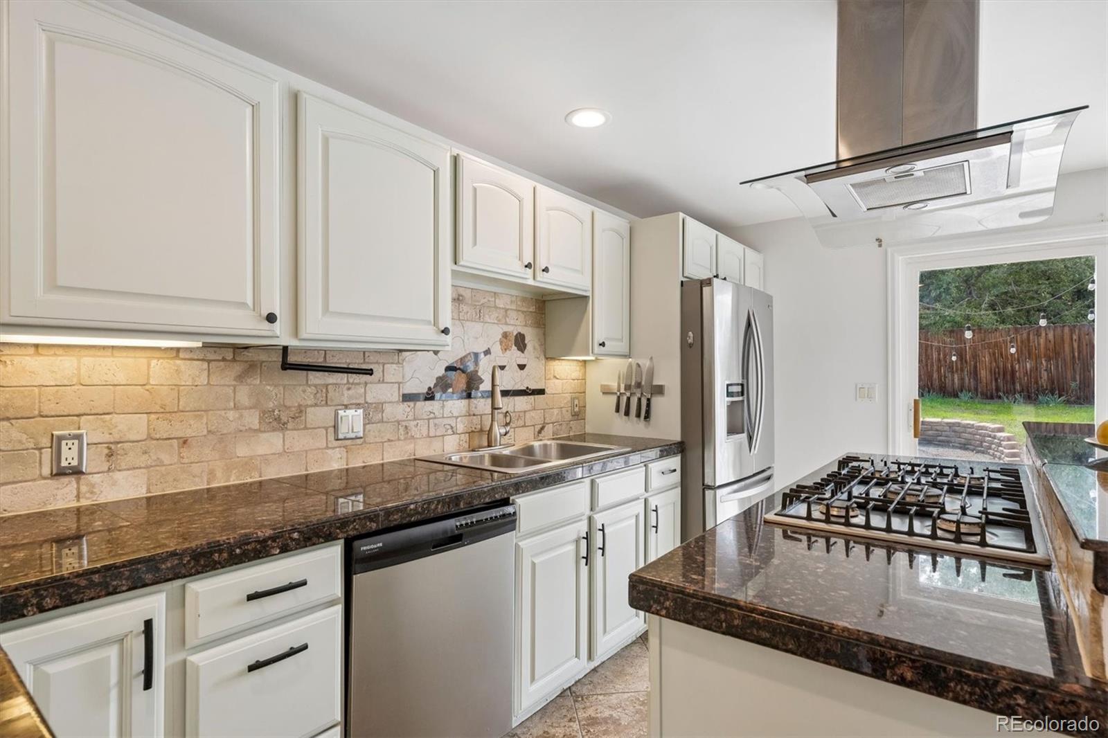 MLS Image #10 for 9264 w virginia drive,lakewood, Colorado