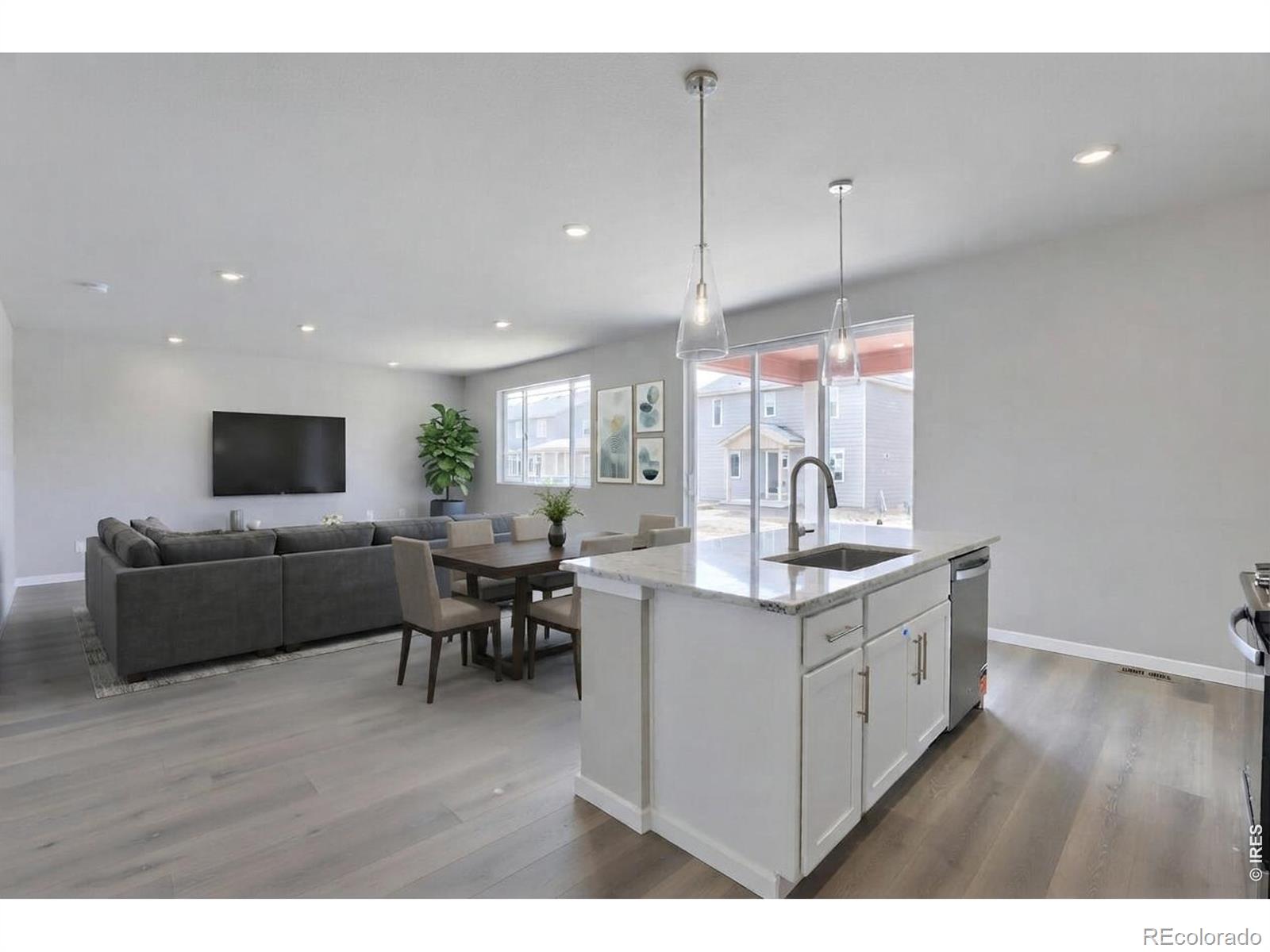 MLS Image #10 for 209  sugar beet lane,berthoud, Colorado