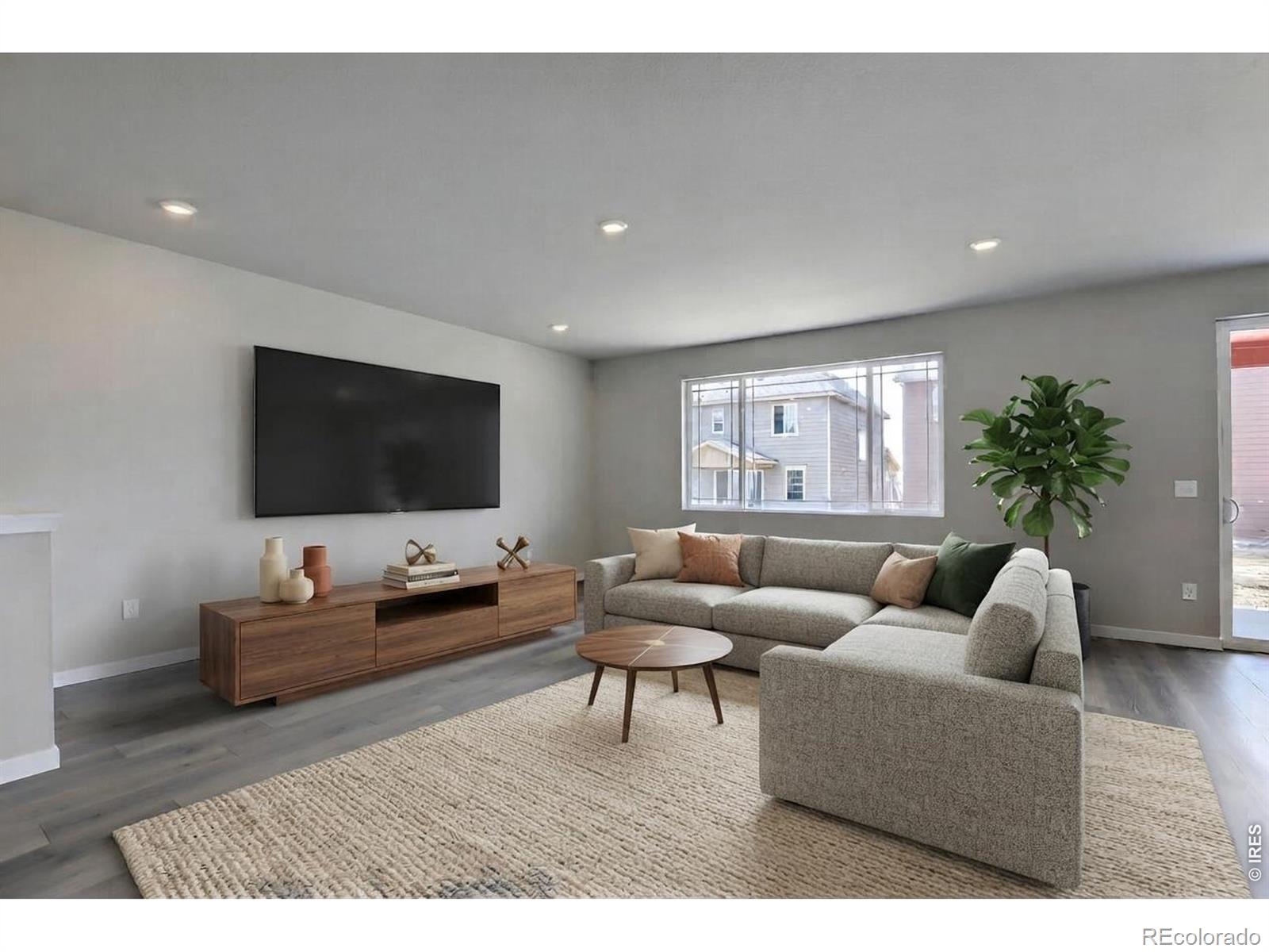 MLS Image #3 for 209  sugar beet lane,berthoud, Colorado