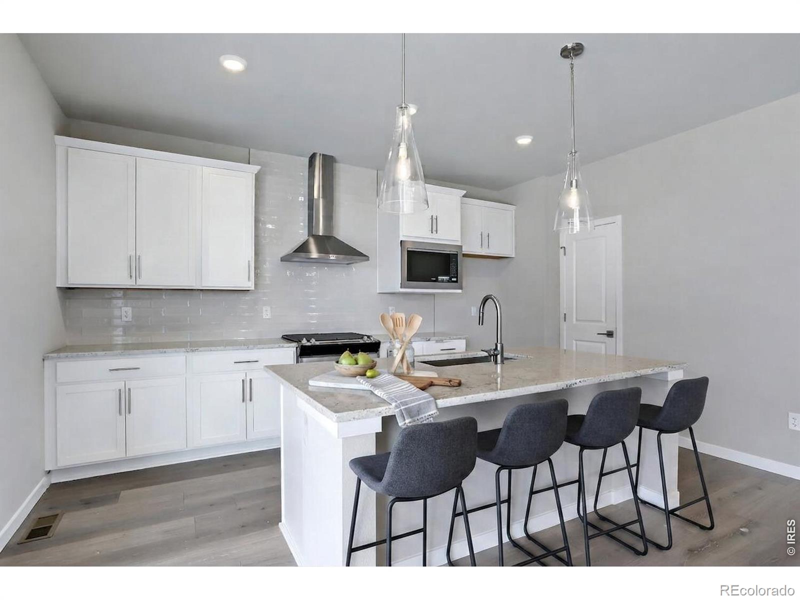 MLS Image #9 for 209  sugar beet lane,berthoud, Colorado