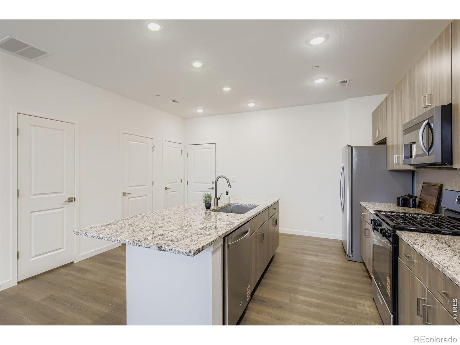 MLS Image #3 for 960  nettle lane,fort collins, Colorado