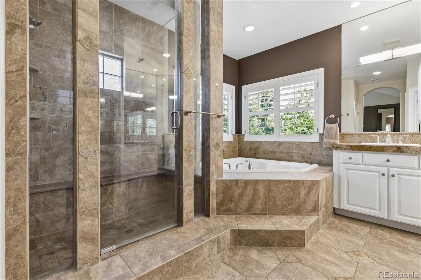 MLS Image #20 for 9547 s silent hills drive,lone tree, Colorado