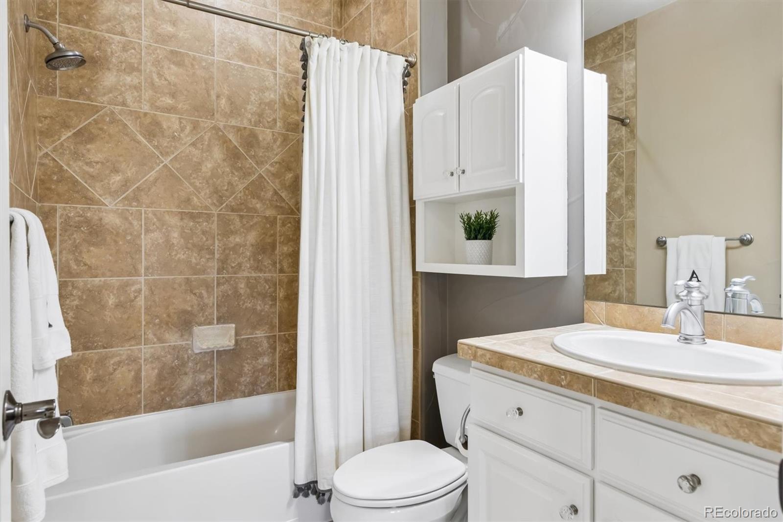 MLS Image #26 for 9547 s silent hills drive,lone tree, Colorado