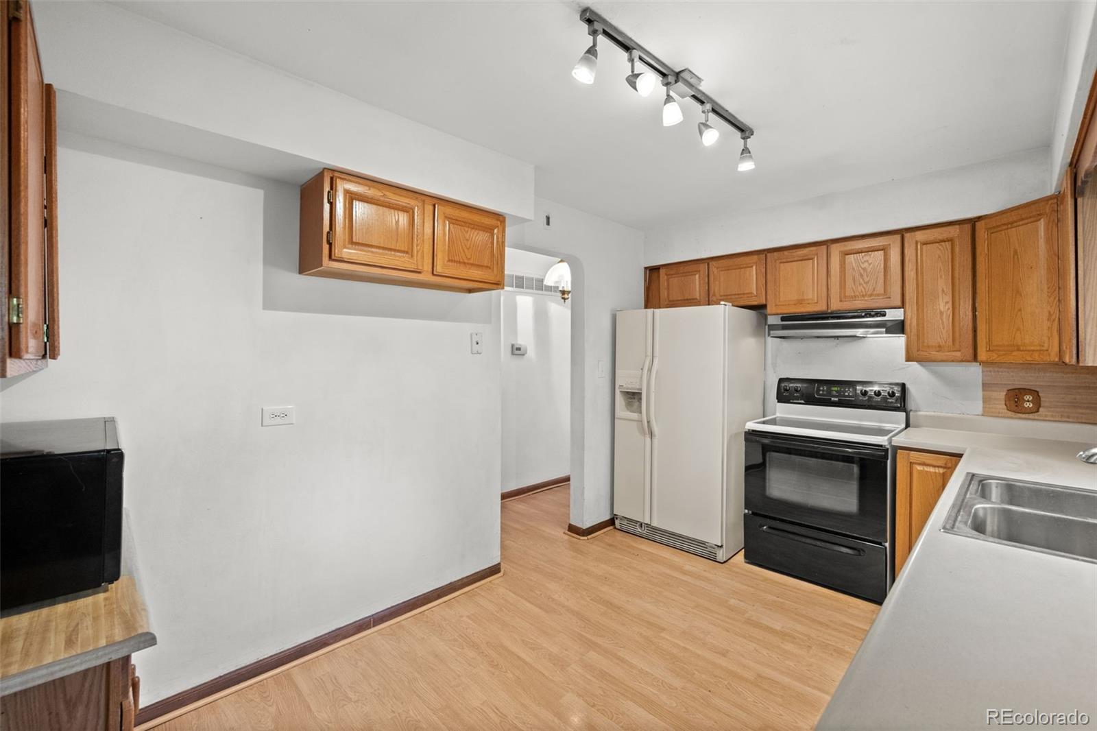 MLS Image #14 for 4942 s galapago street,englewood, Colorado