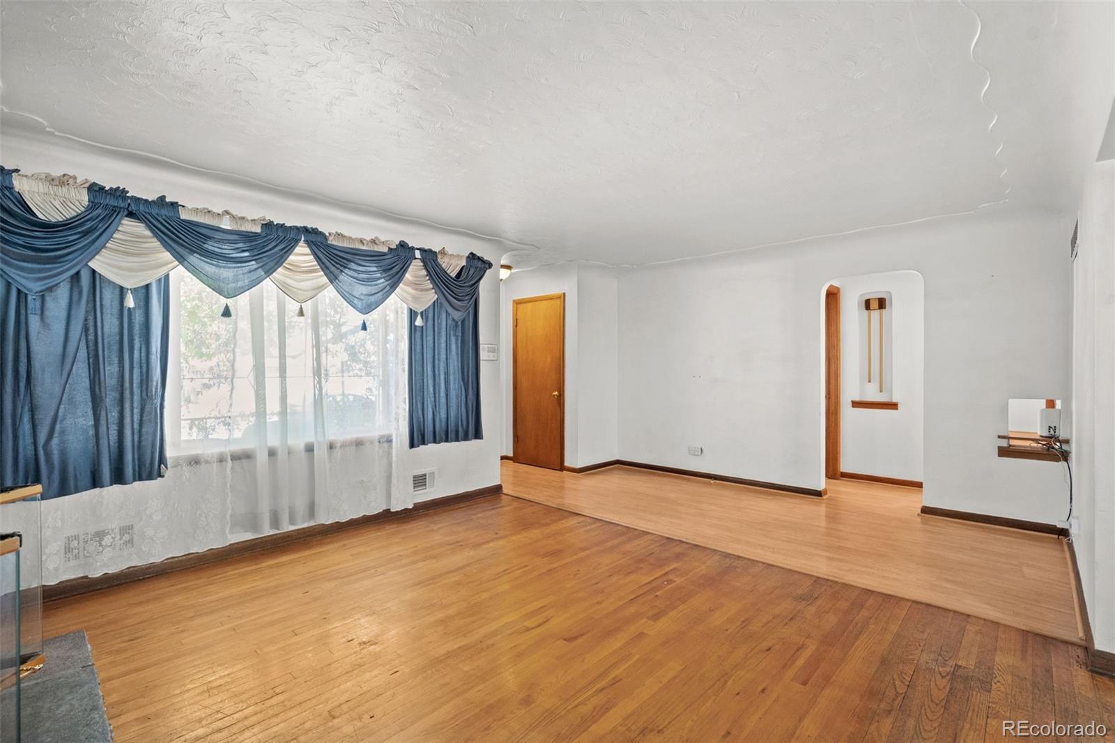 MLS Image #4 for 4942 s galapago street,englewood, Colorado