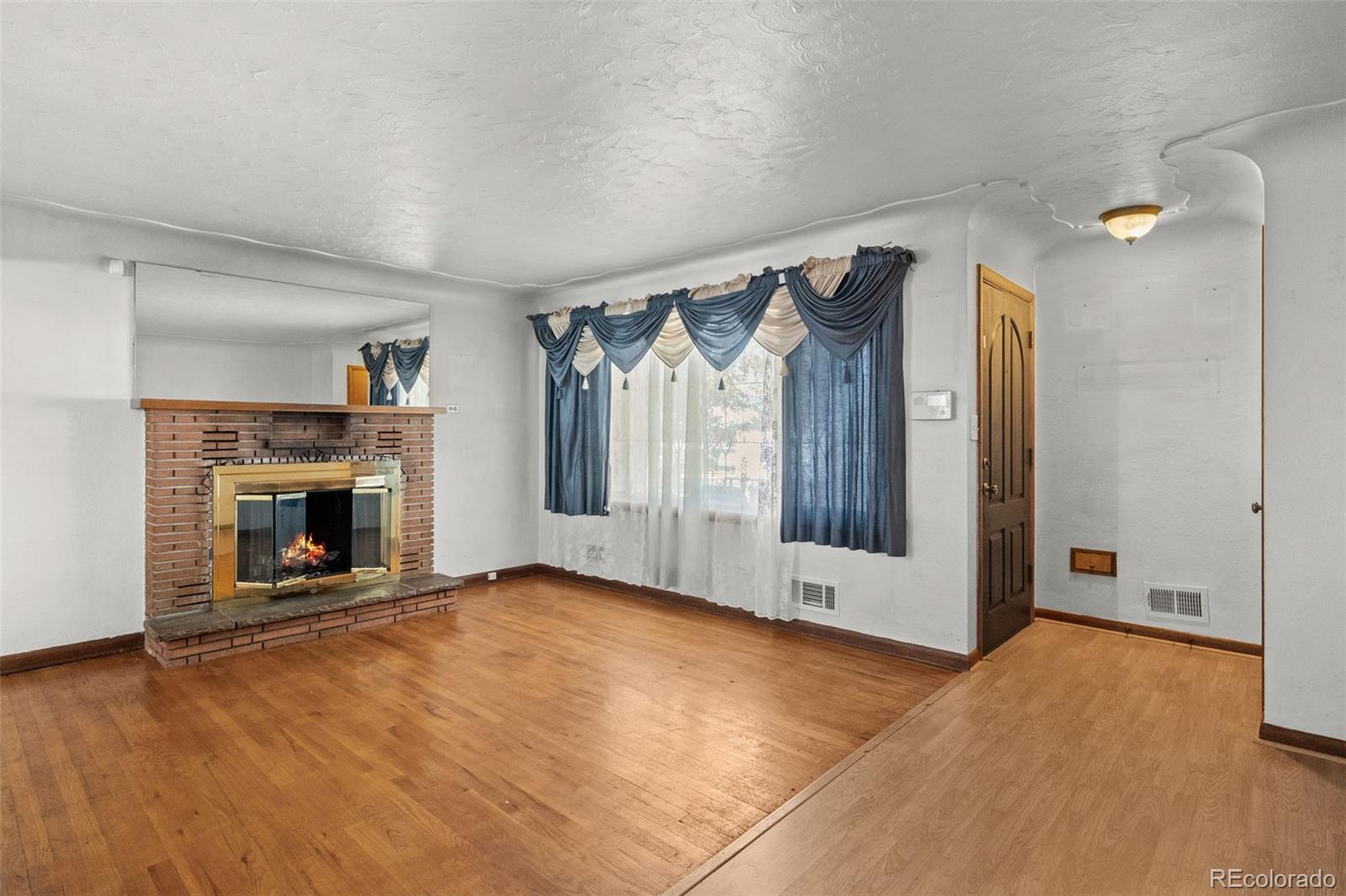 MLS Image #5 for 4942 s galapago street,englewood, Colorado