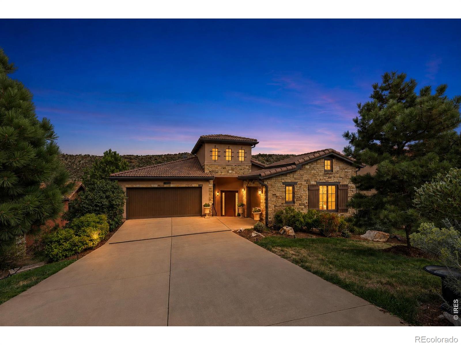 MLS Image #1 for 8122  raphael lane,littleton, Colorado