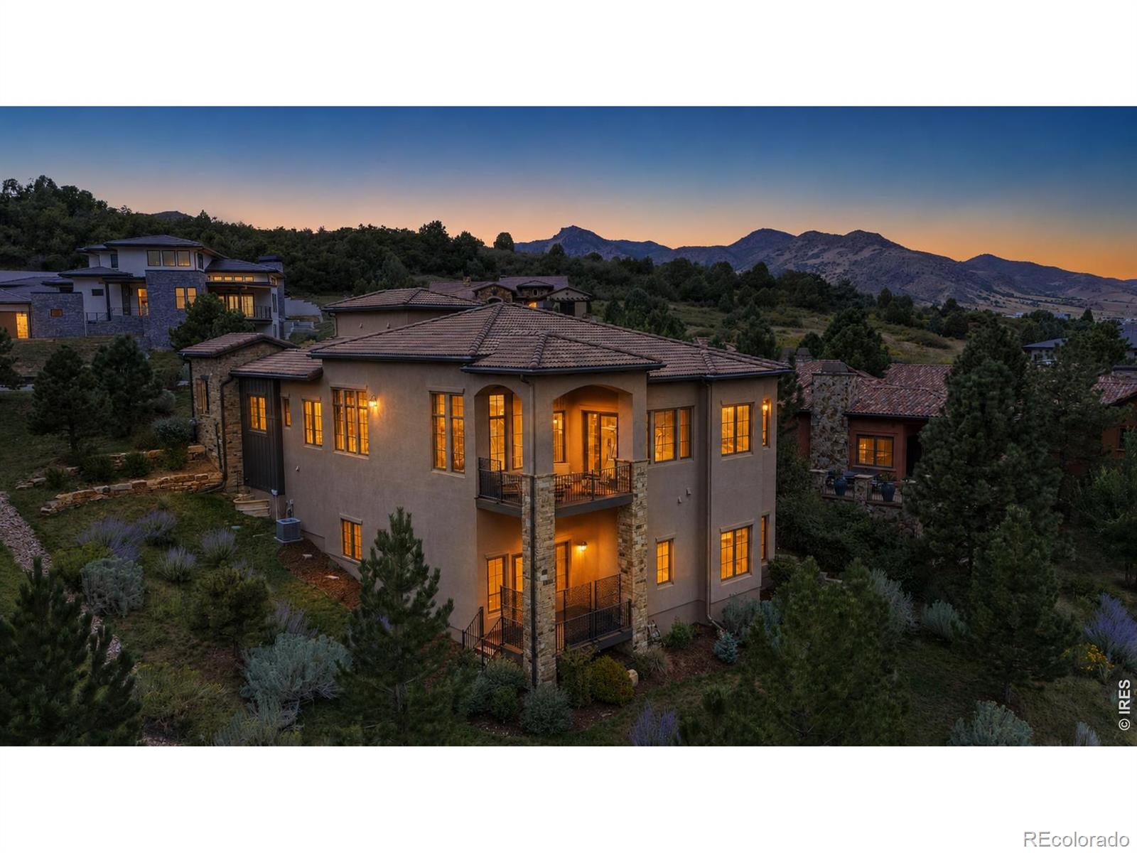 MLS Image #2 for 8122  raphael lane,littleton, Colorado