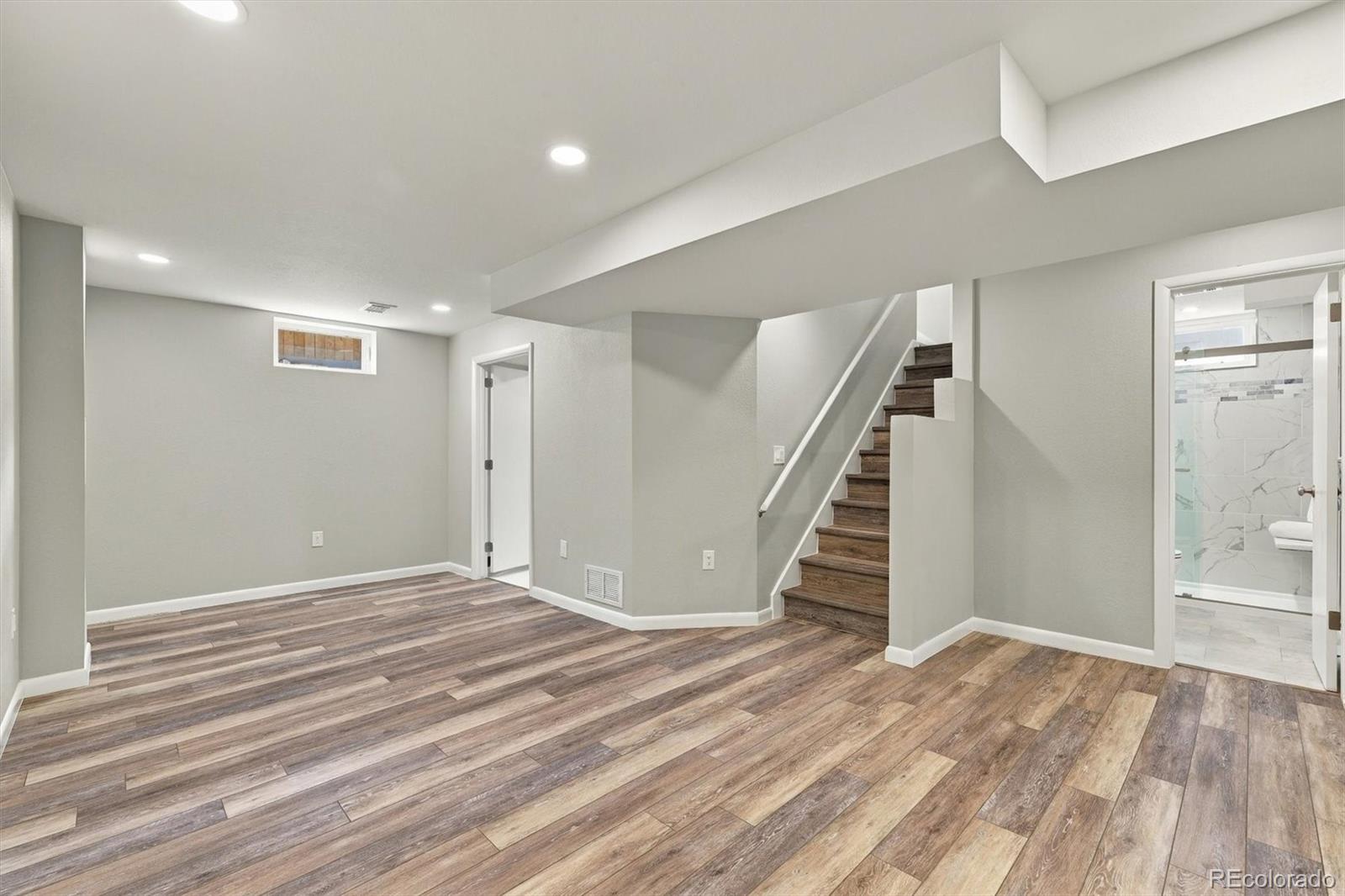 MLS Image #23 for 6851  morrison drive,denver, Colorado