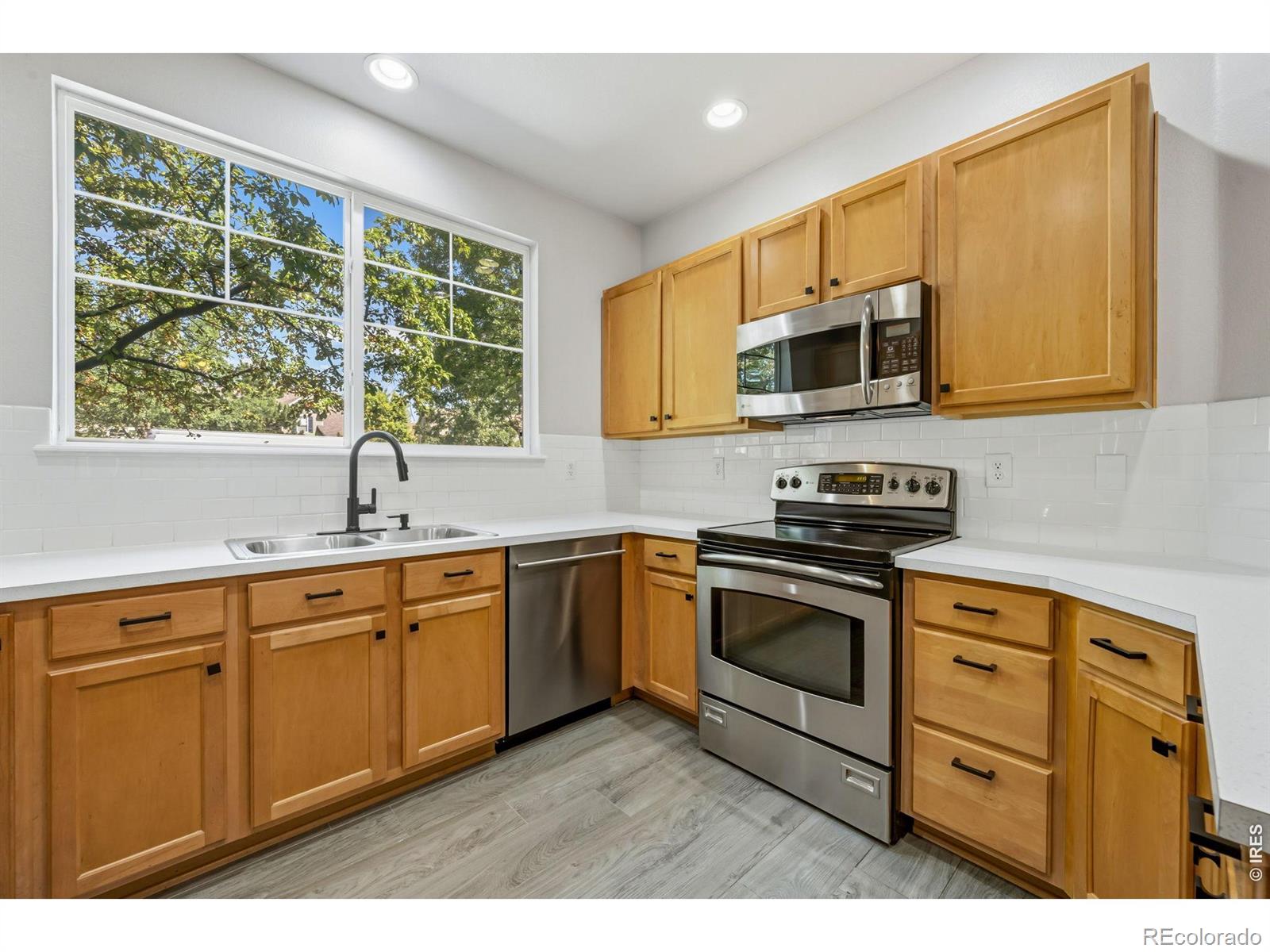 MLS Image #12 for 3115  new castle drive,loveland, Colorado