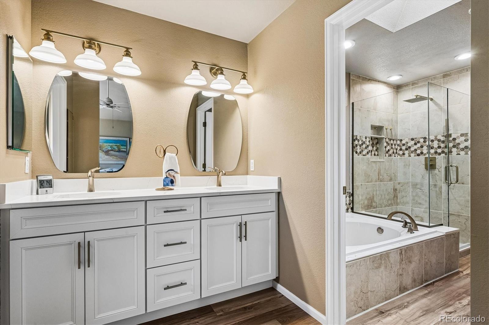 MLS Image #16 for 7544 s monaco way,centennial, Colorado