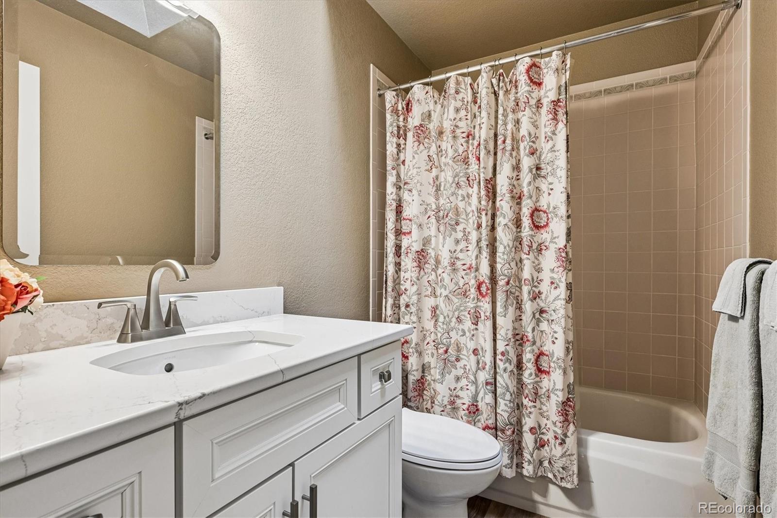MLS Image #20 for 7544 s monaco way,centennial, Colorado